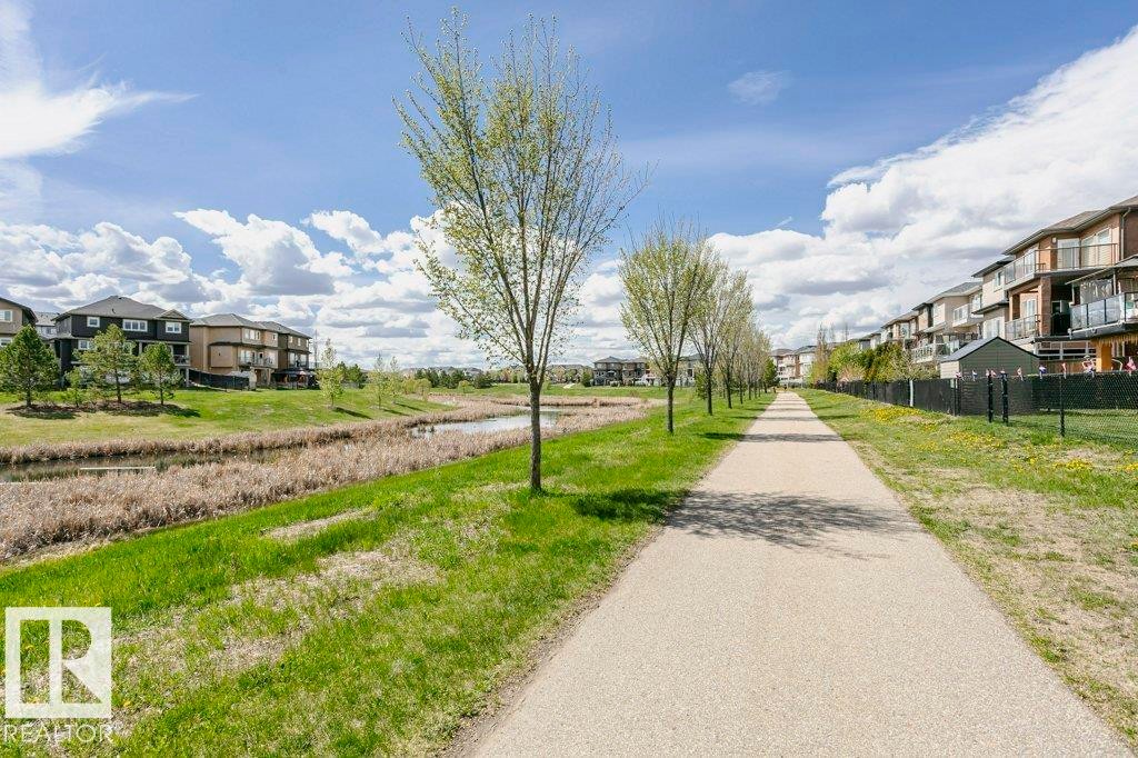 610 Albany Way, Edmonton, AB - Outdoor With View