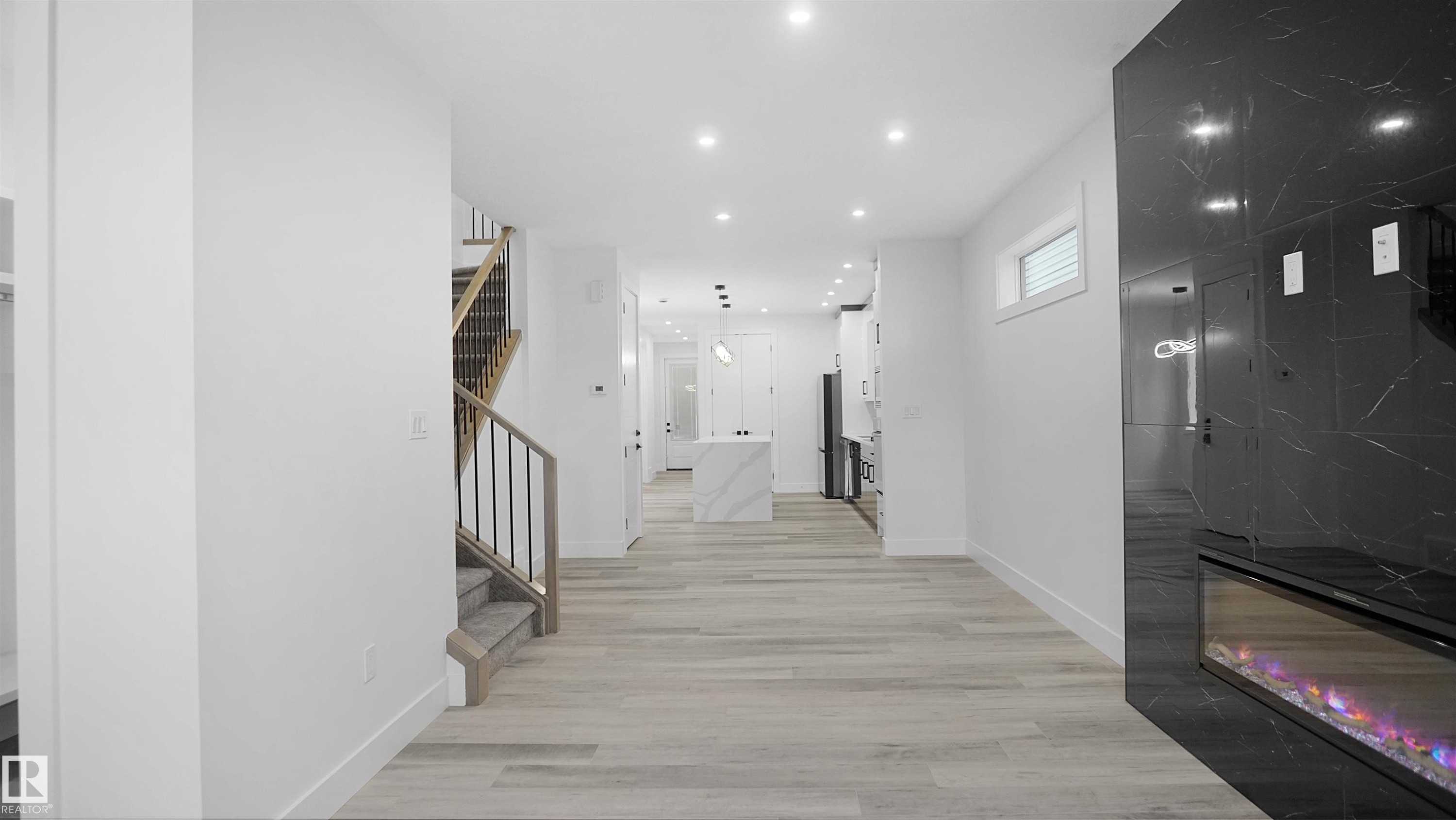 11706 126 Street, Edmonton, AB - Indoor Photo Showing Other Room