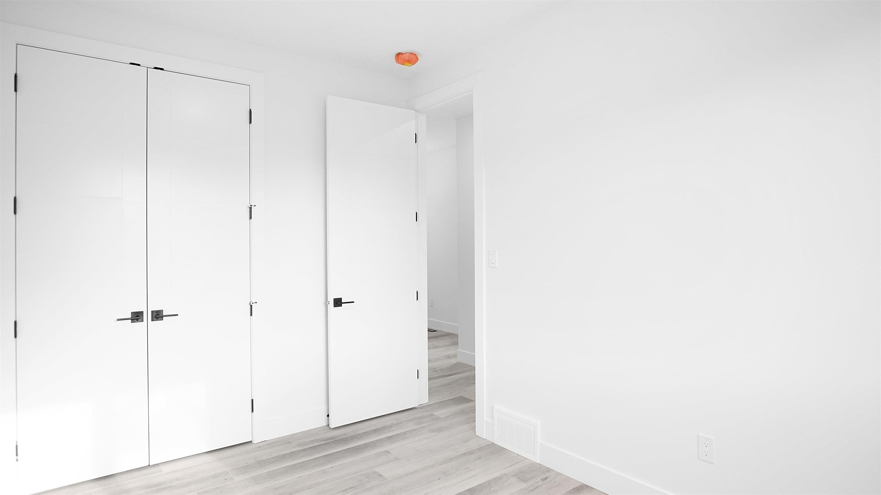 11706 126 Street, Edmonton, AB - Indoor Photo Showing Other Room