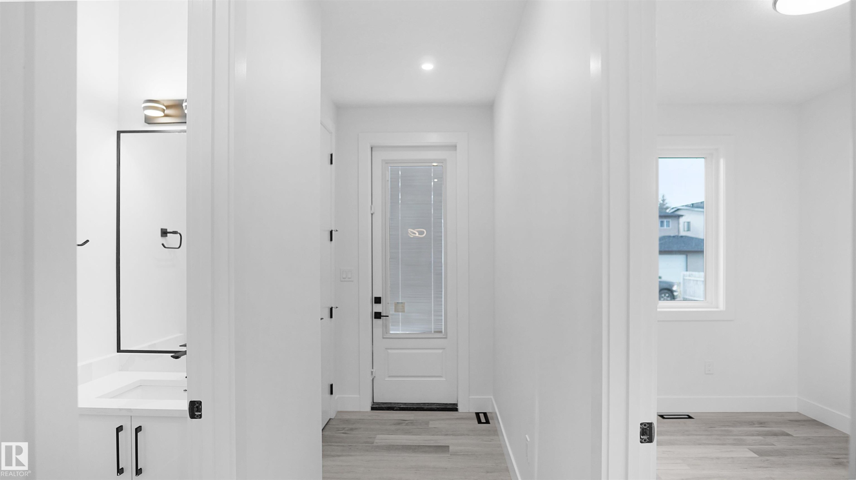 11706 126 Street, Edmonton, AB - Indoor Photo Showing Other Room