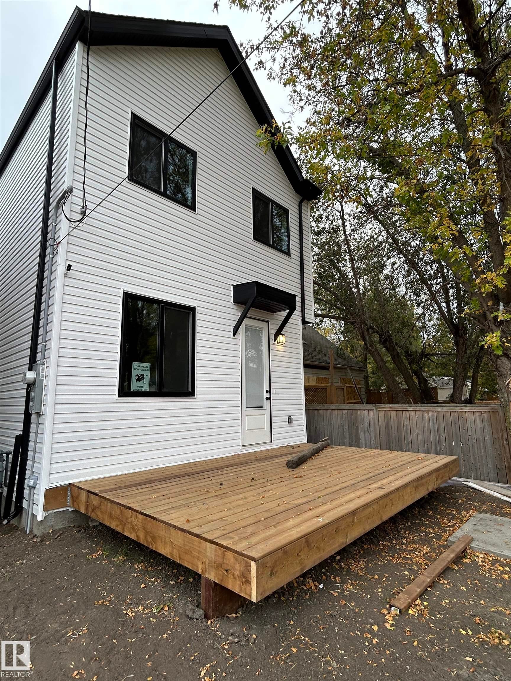 11706 126 Street, Edmonton, AB - Outdoor With Exterior