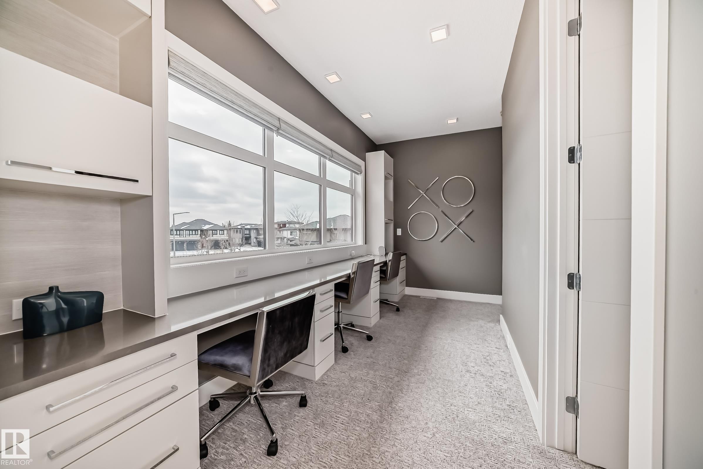 4129 Cameron Heights Point, Edmonton, AB - Indoor Photo Showing Other Room