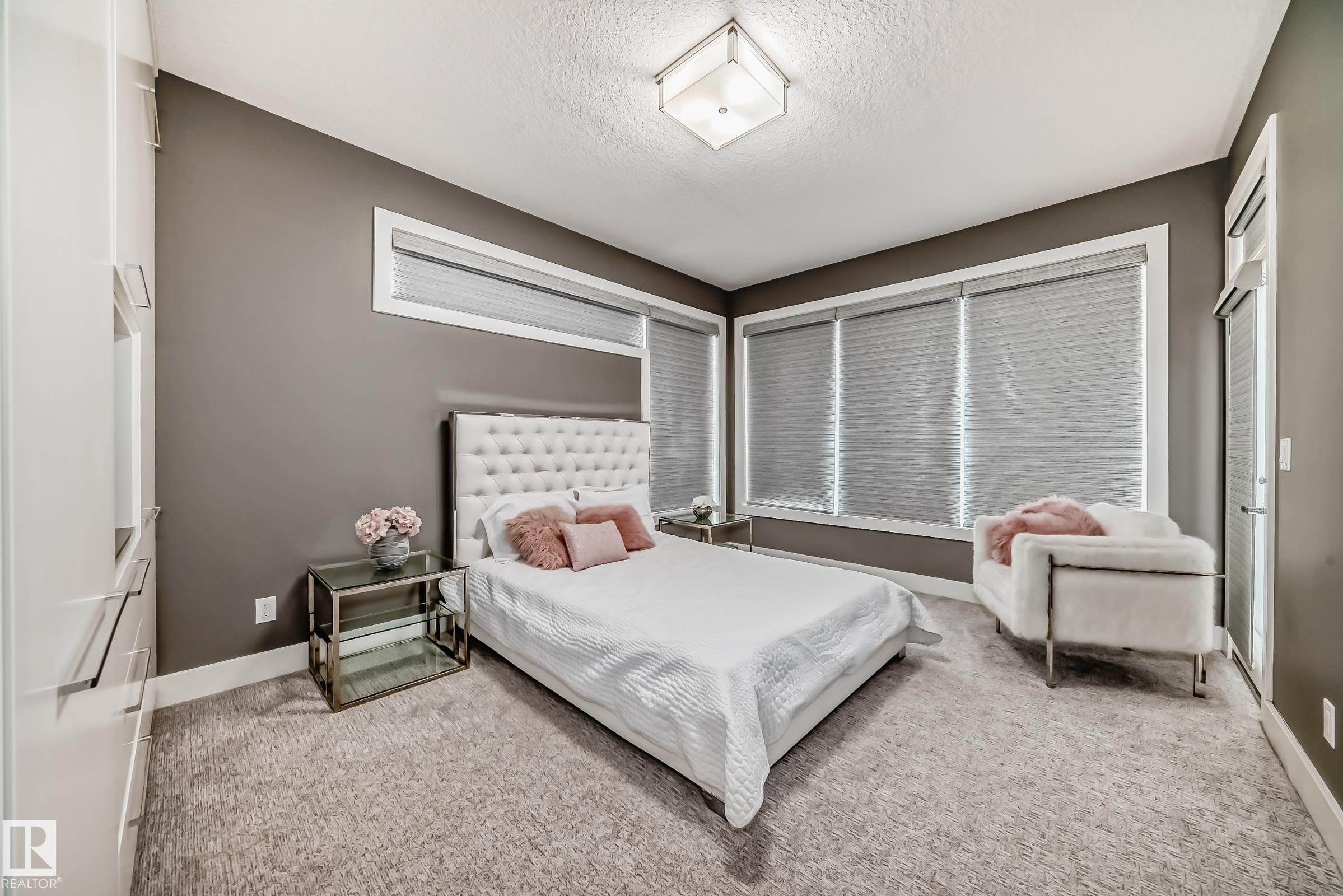 4129 Cameron Heights Point, Edmonton, AB - Indoor Photo Showing Bedroom