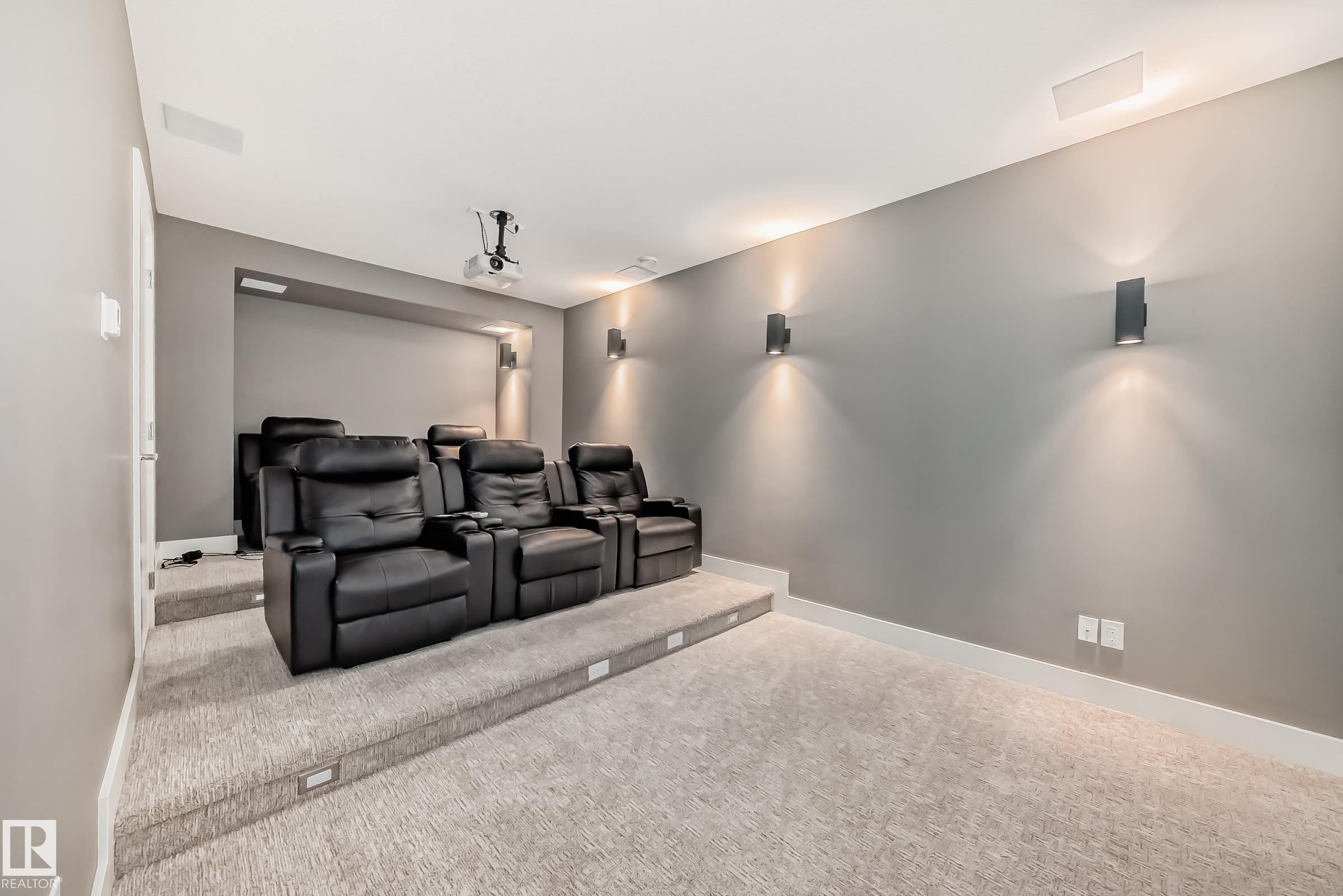 4129 Cameron Heights Point, Edmonton, AB - Indoor Photo Showing Other Room