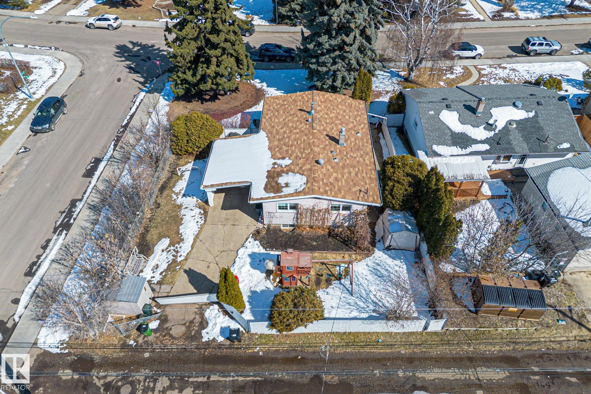 6511 103 Avenue, Edmonton, AB - Outdoor With View