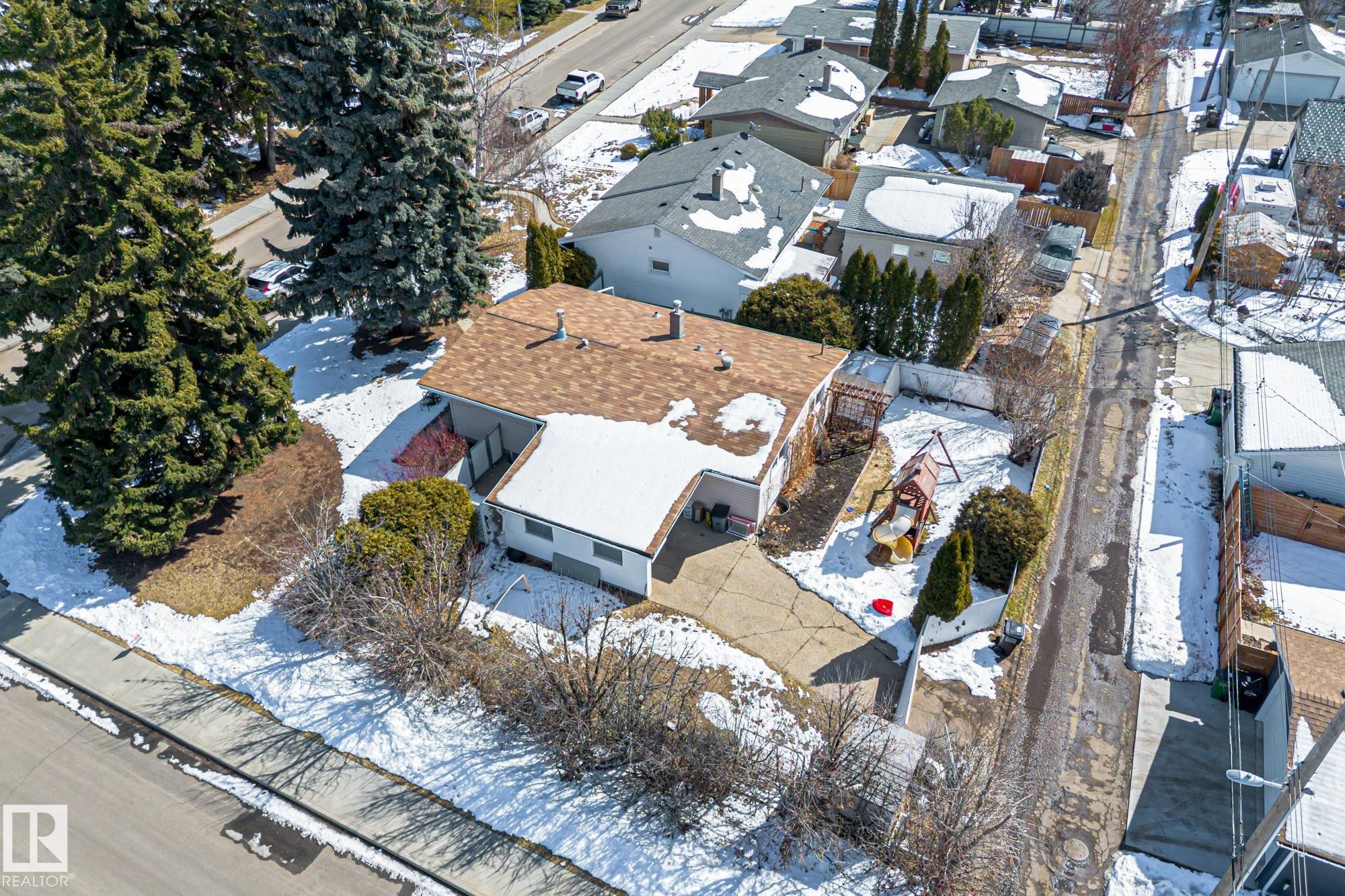 6511 103 Avenue, Edmonton, AB - Outdoor