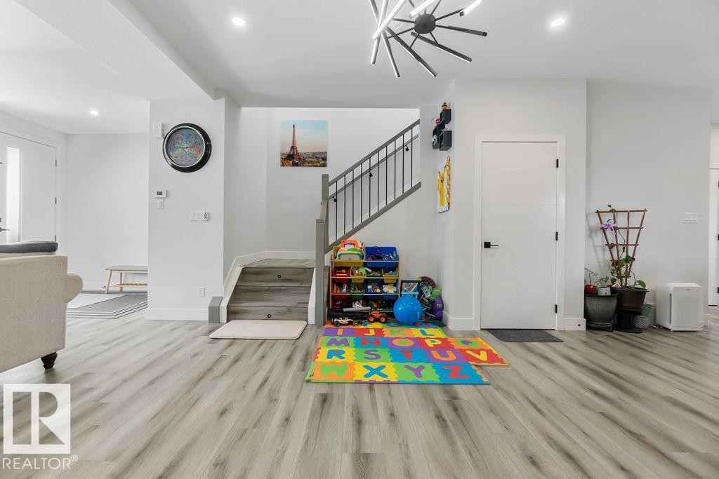 16 Raspberry Road, St. Albert, AB - Indoor Photo Showing Other Room