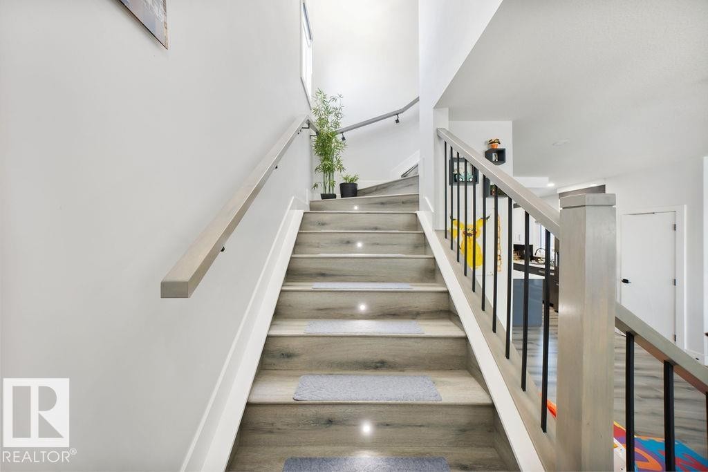 16 Raspberry Road, St. Albert, AB - Indoor Photo Showing Other Room