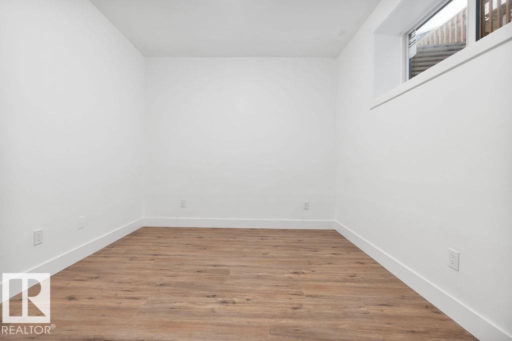 16 Raspberry Road, St. Albert, AB - Indoor Photo Showing Other Room