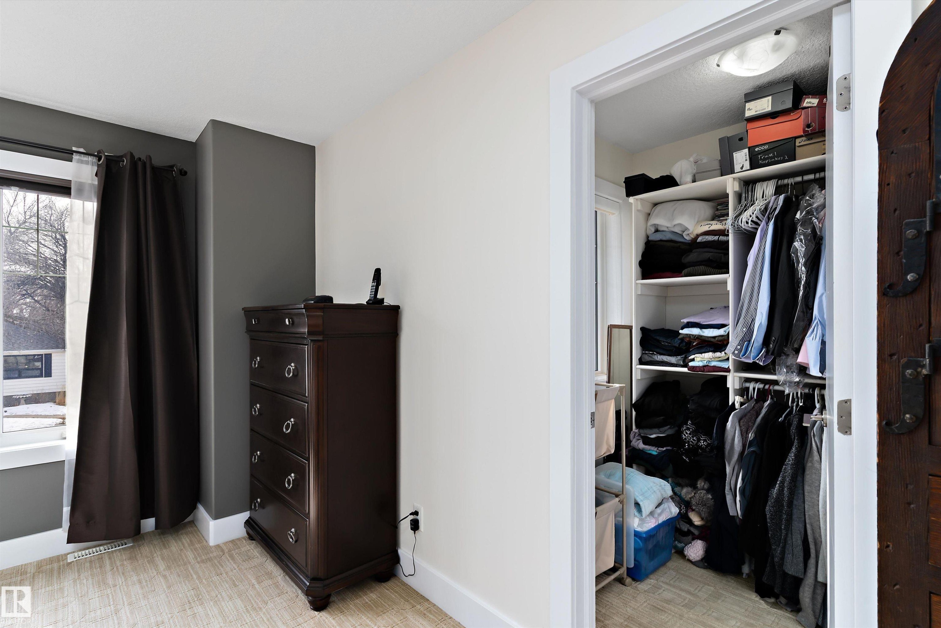 8148 77 Avenue, Edmonton, AB - Indoor