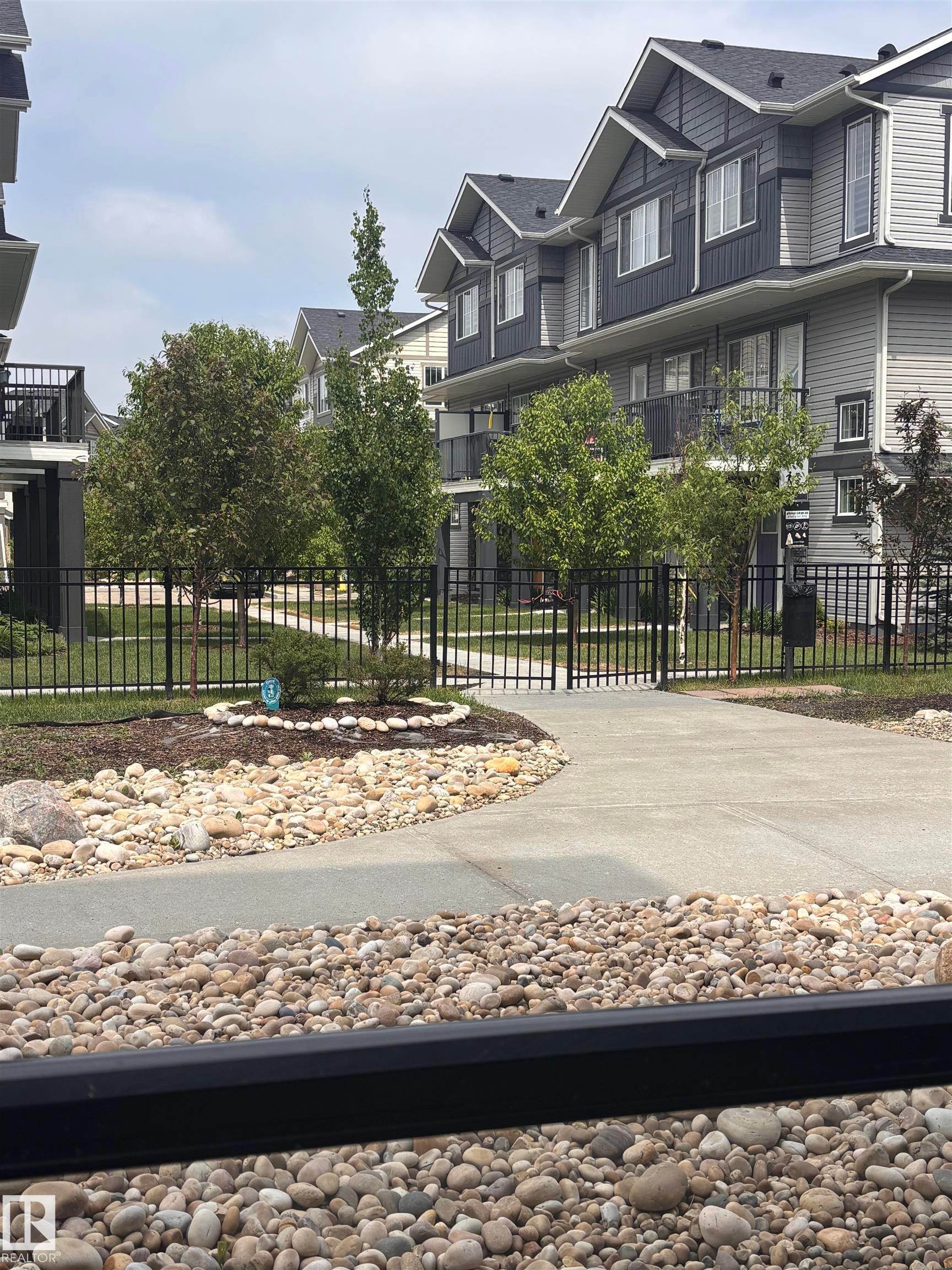 108 12804 140 Avenue, Edmonton, AB