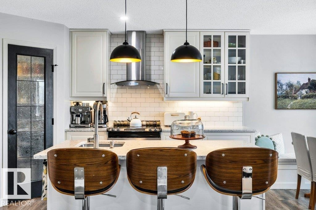 4337 Mcmullen Way, Edmonton, AB - Indoor Photo Showing Kitchen