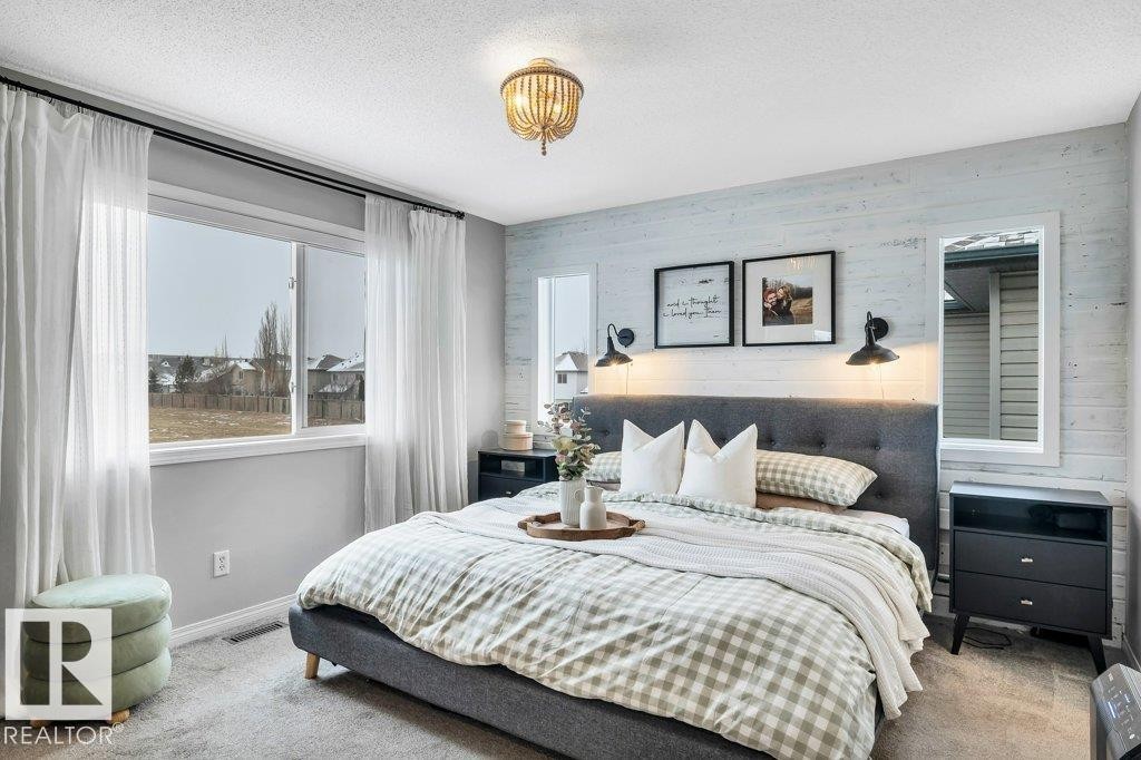 4337 Mcmullen Way, Edmonton, AB - Indoor Photo Showing Bedroom