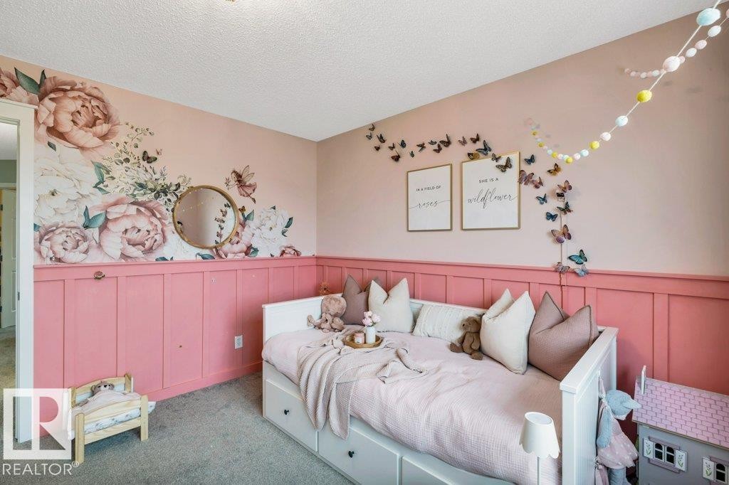 4337 Mcmullen Way, Edmonton, AB - Indoor Photo Showing Bedroom