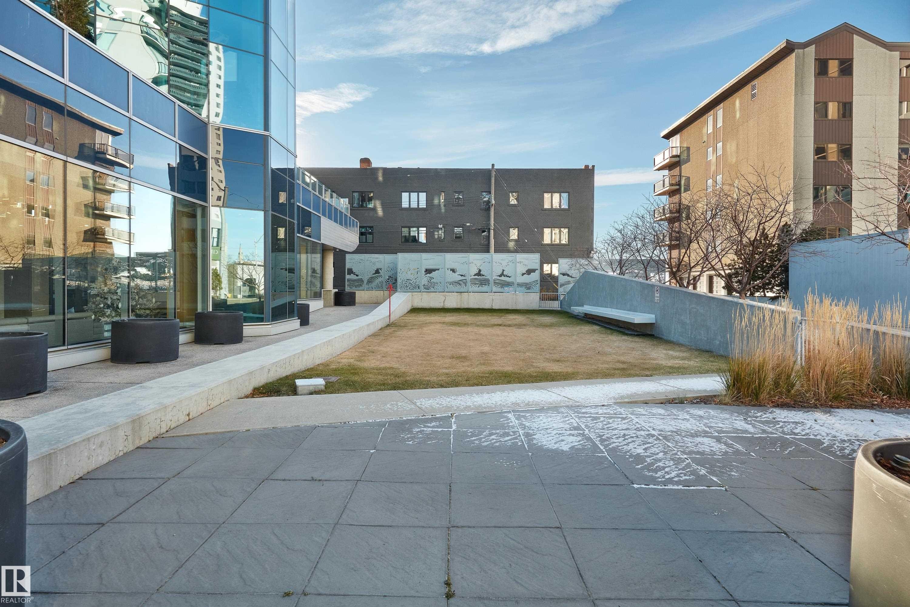 502 11969 Jasper Avenue, Edmonton, AB - Outdoor