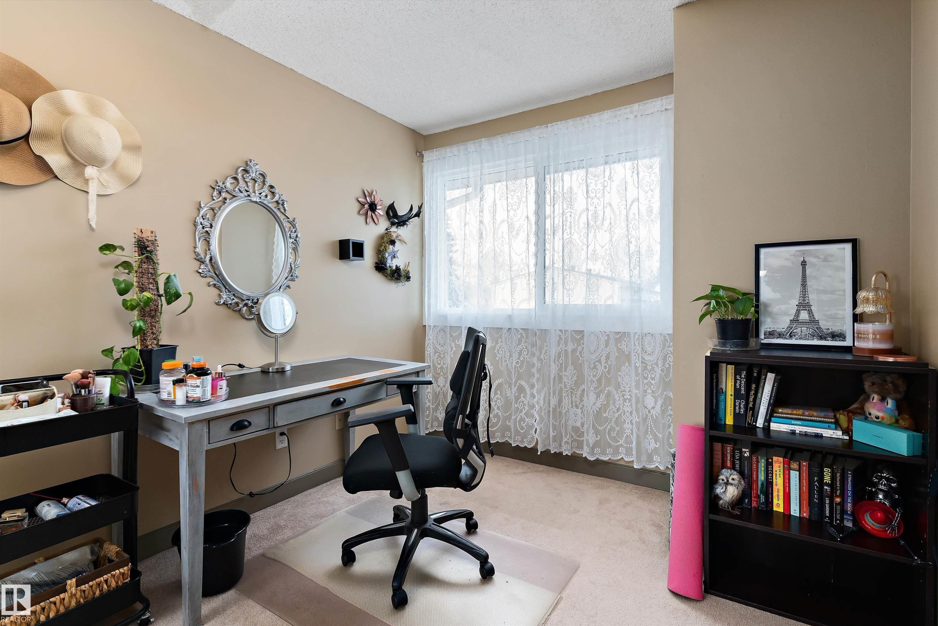 1128 Knottwood Road E, Edmonton, AB - Indoor Photo Showing Office