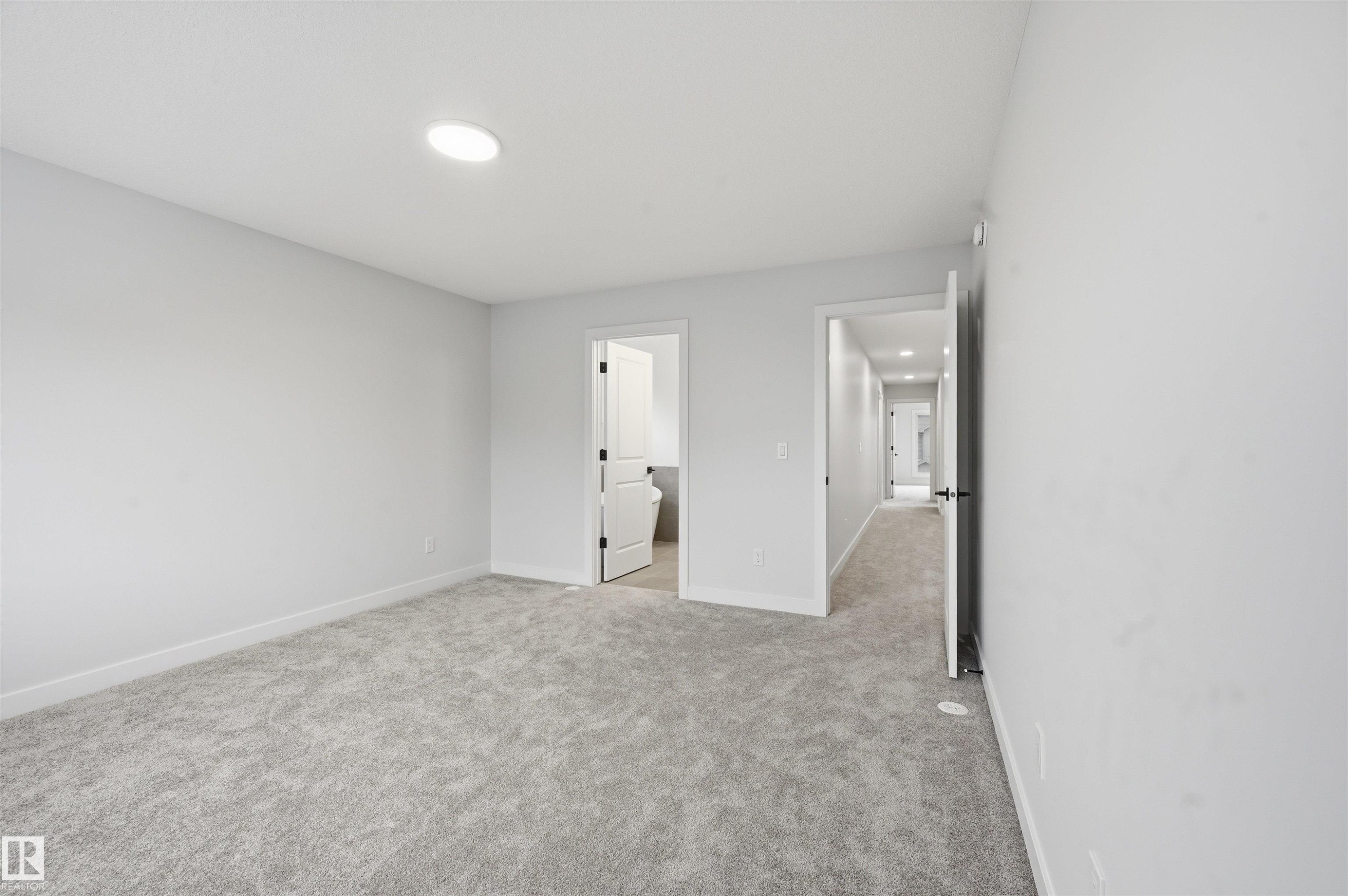 3230 Dixon Way, Edmonton, AB - Indoor Photo Showing Other Room