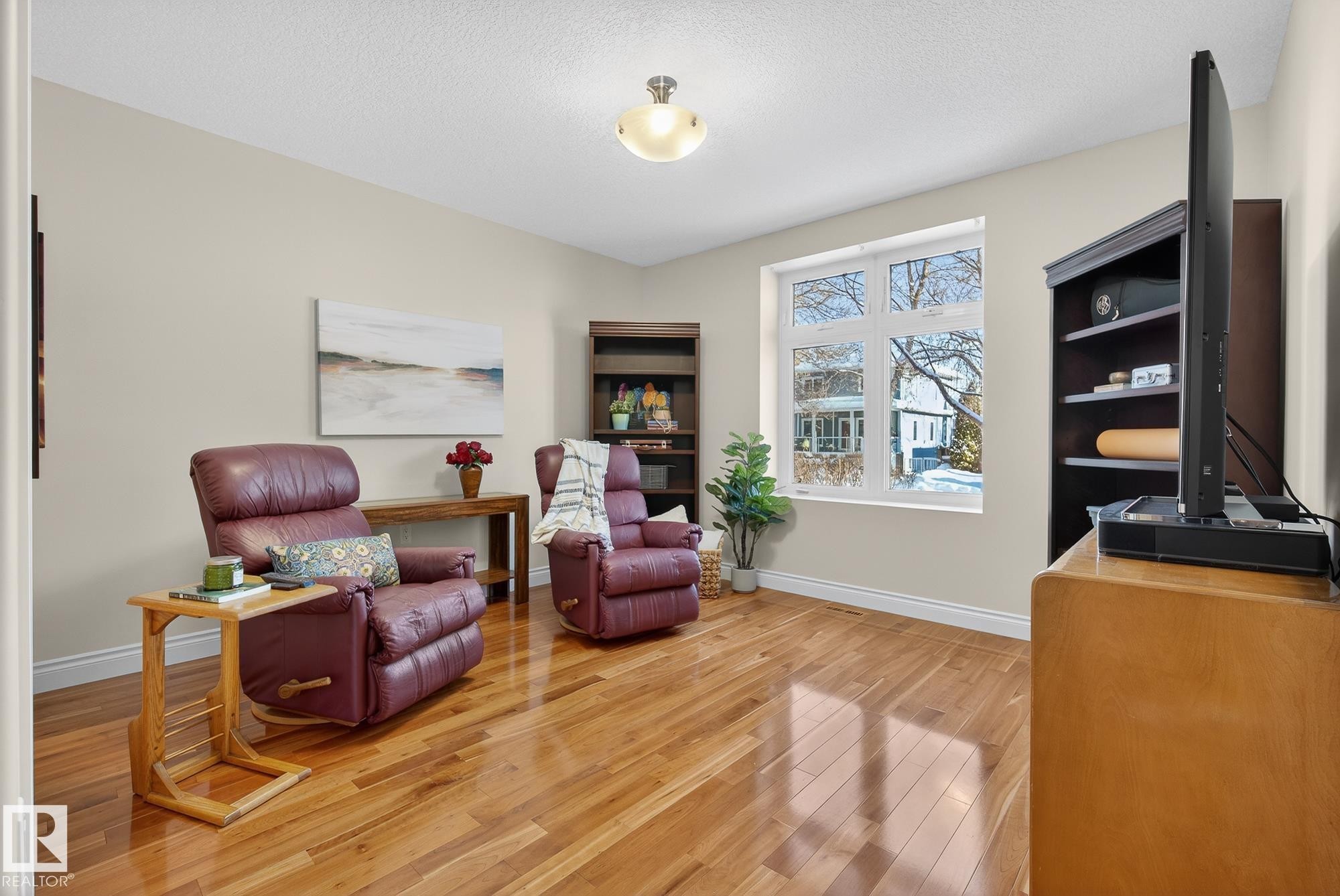 9302 93 Street, Edmonton, AB - Indoor
