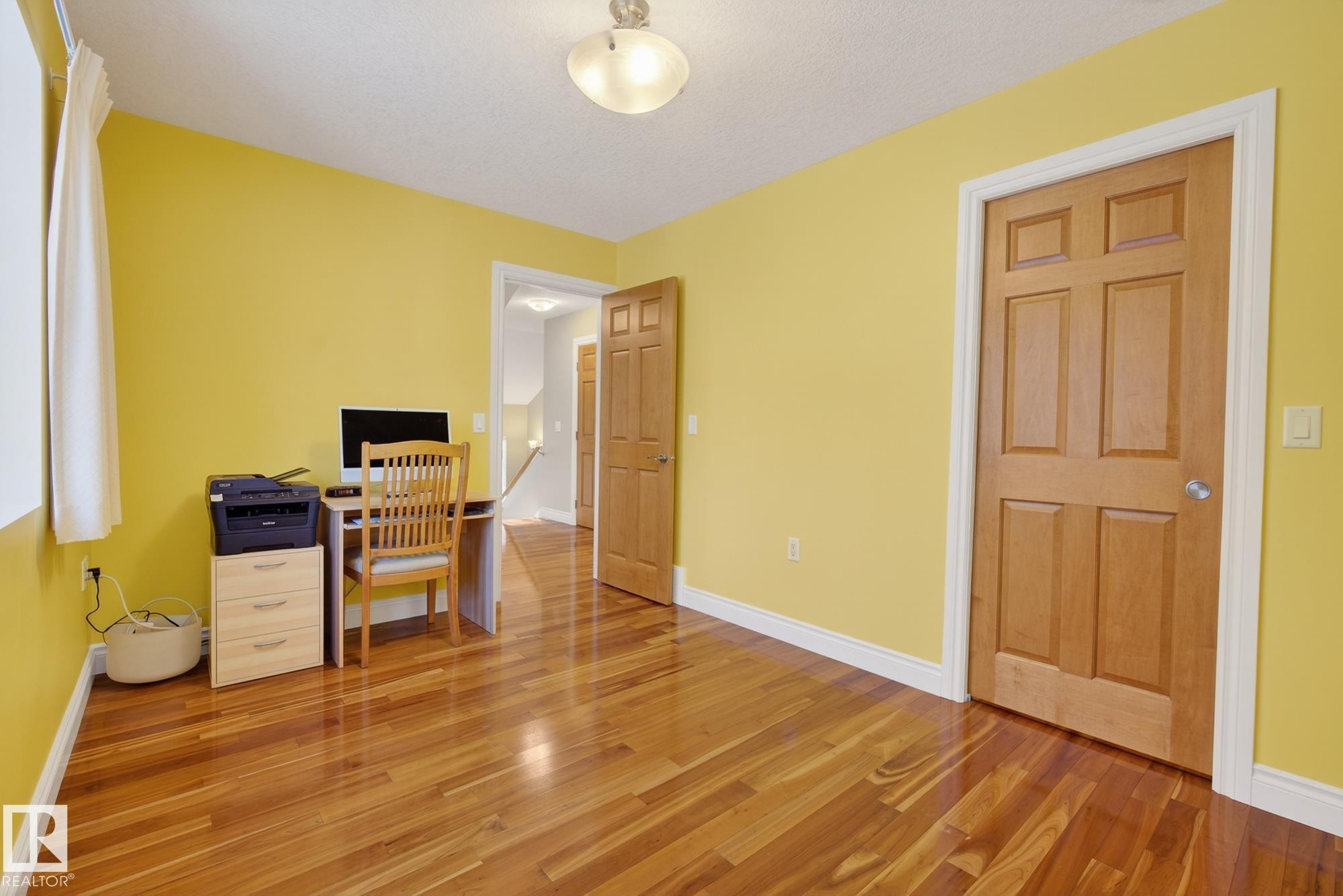 9302 93 Street, Edmonton, AB - Indoor