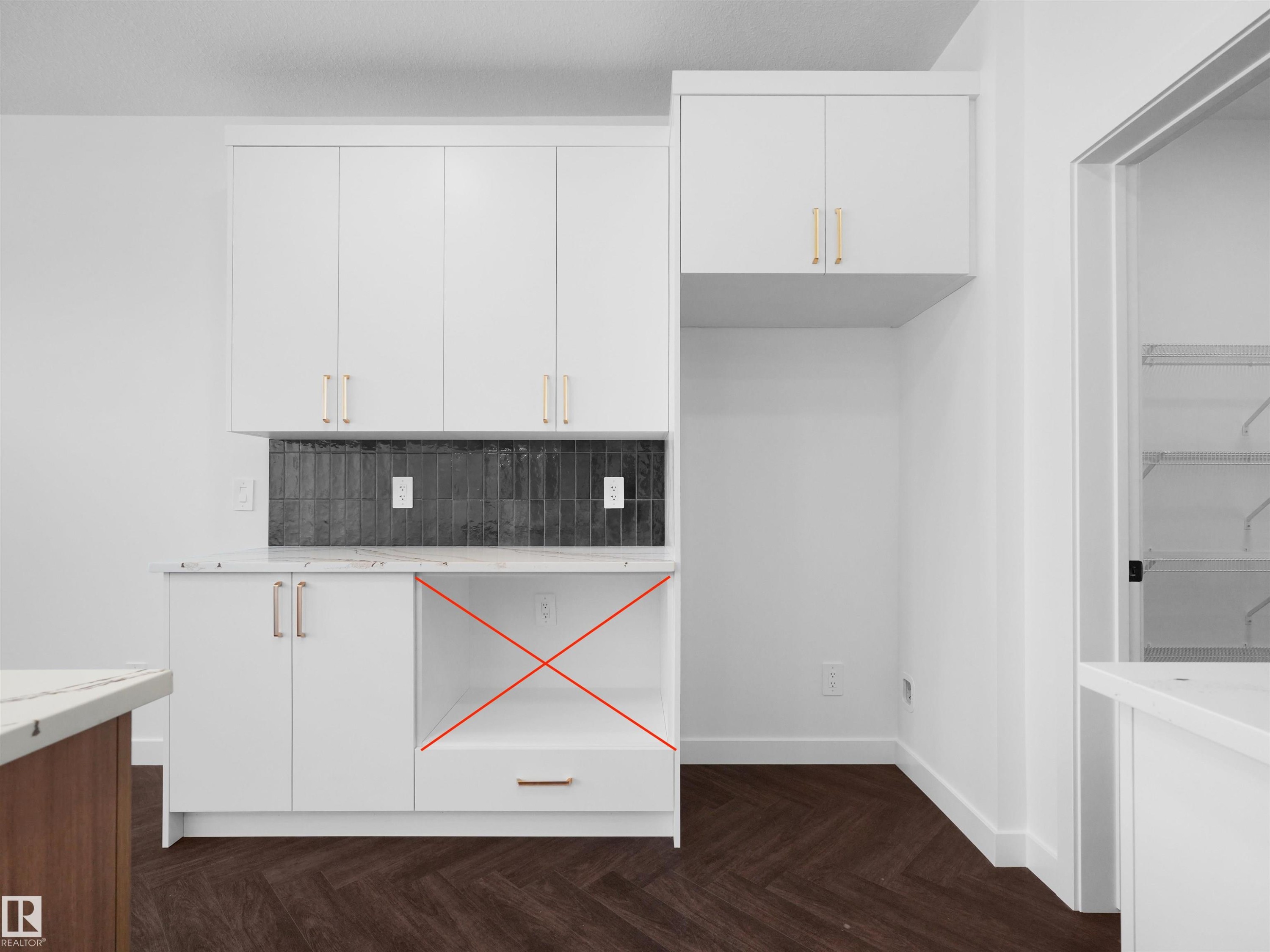 20624 43 Avenue, Edmonton, AB - Indoor Photo Showing Laundry Room