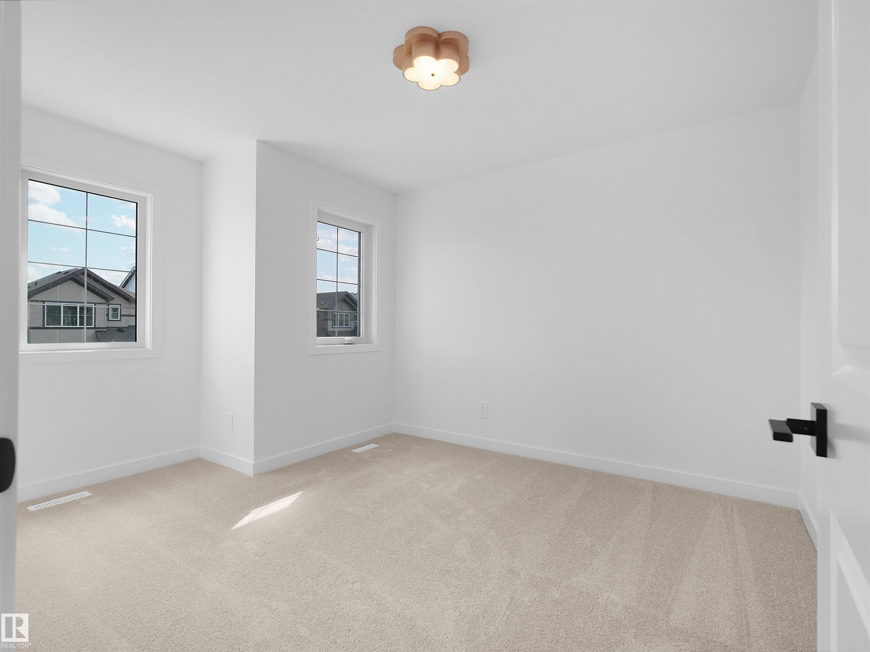 20624 43 Avenue, Edmonton, AB - Indoor Photo Showing Other Room