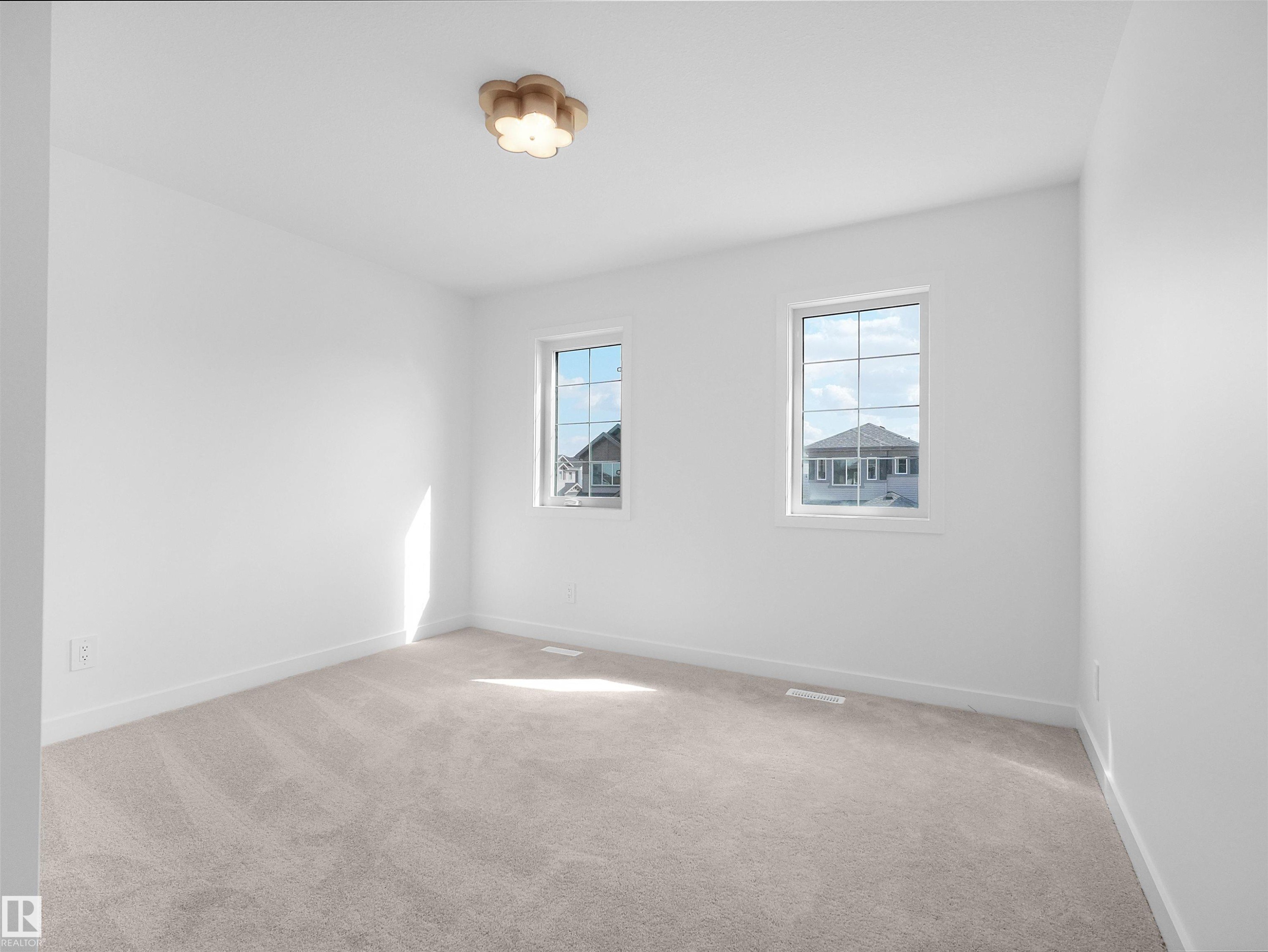 20624 43 Avenue, Edmonton, AB - Indoor Photo Showing Other Room
