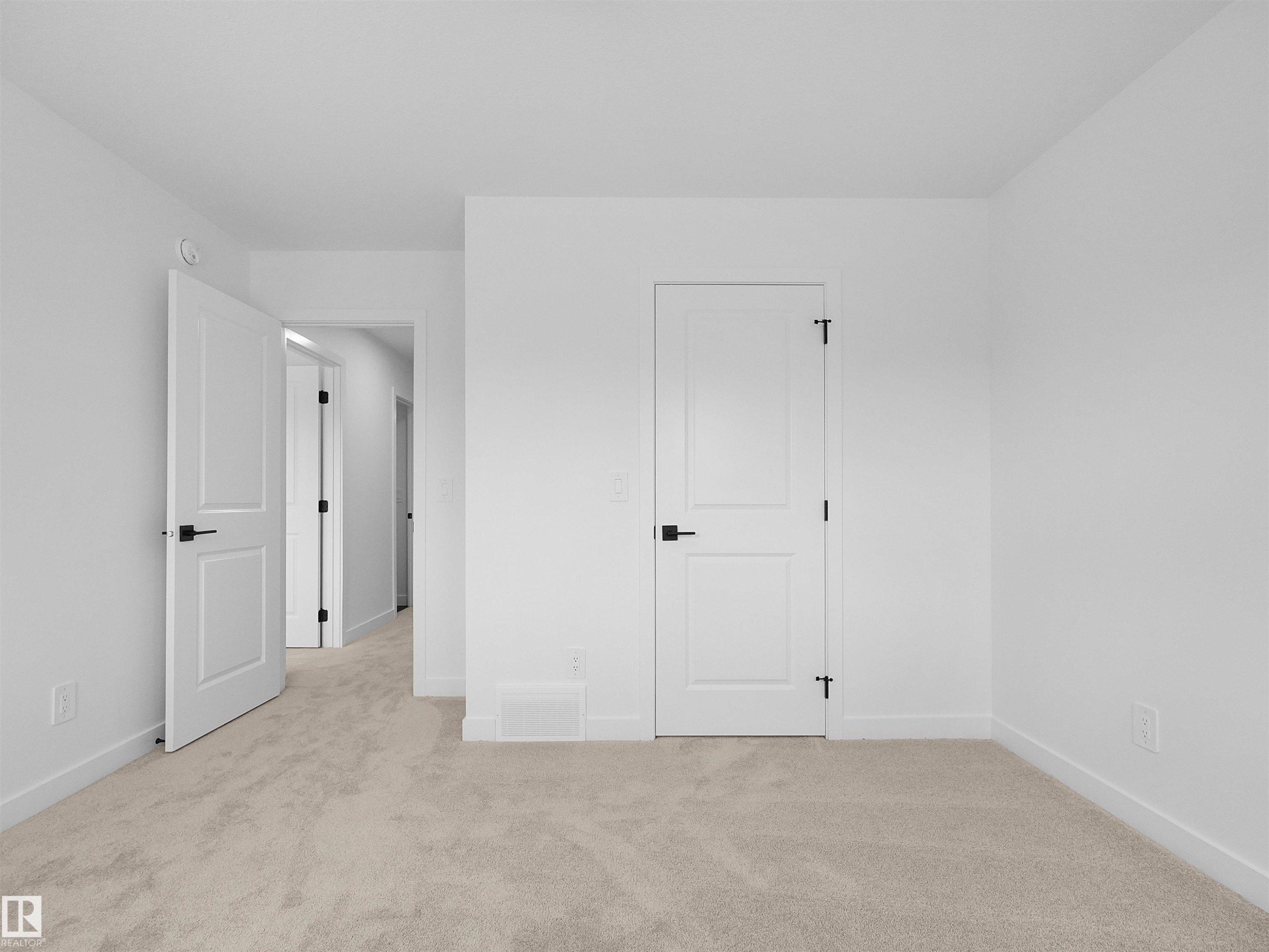 20624 43 Avenue, Edmonton, AB - Indoor Photo Showing Other Room