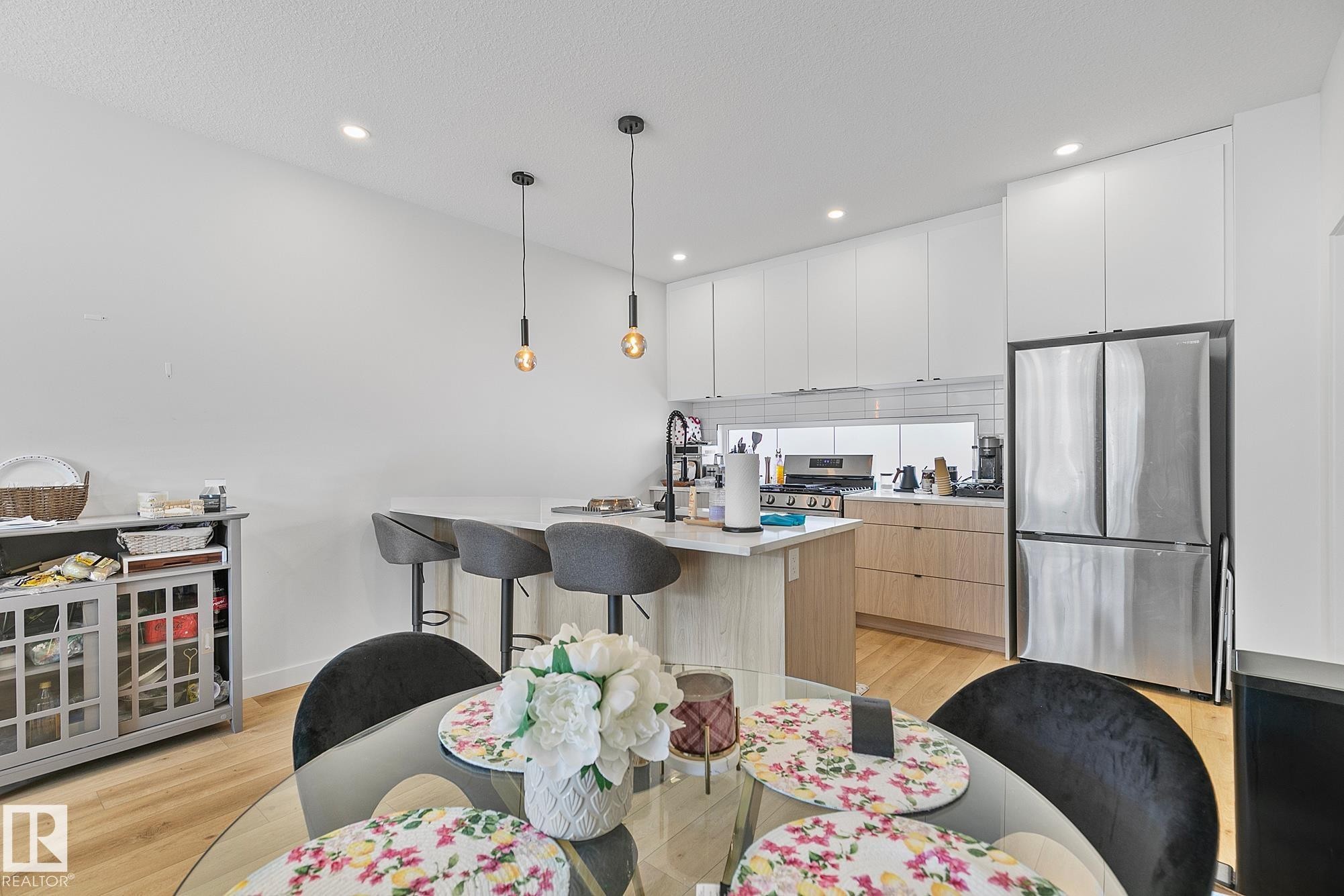 14904 109 Avenue, Edmonton, AB - Indoor