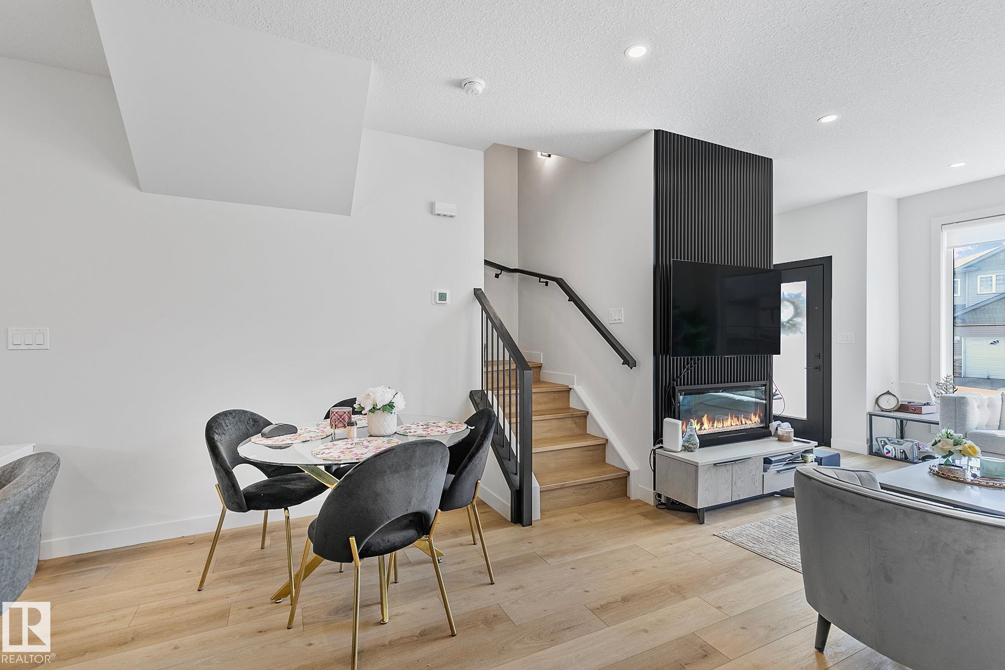 14904 109 Avenue, Edmonton, AB - Indoor