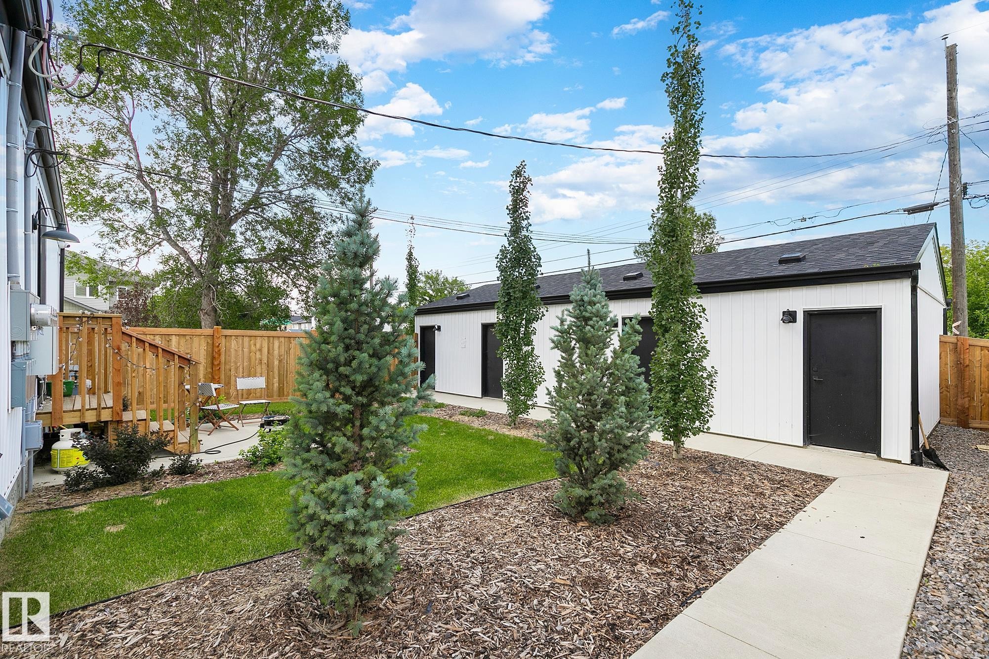 14904 109 Avenue, Edmonton, AB - Outdoor