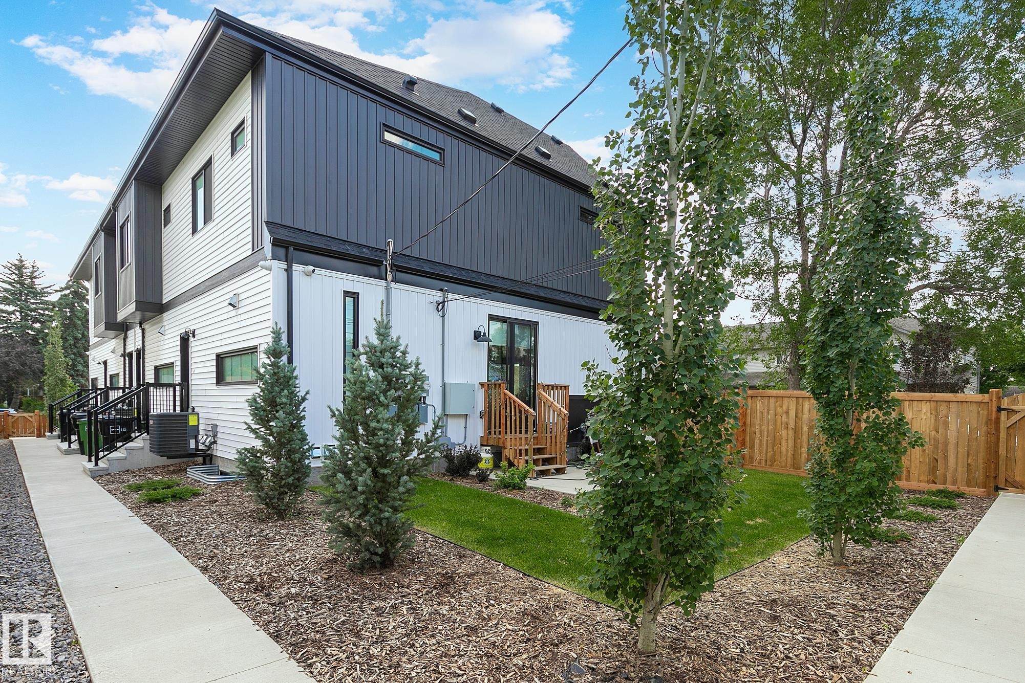 14904 109 Avenue, Edmonton, AB - Outdoor