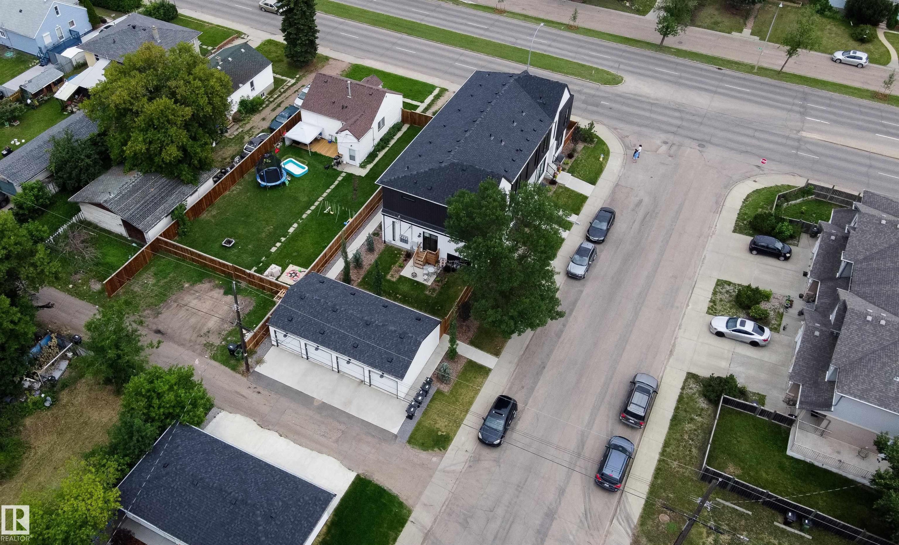 14904 109 Avenue, Edmonton, AB - Outdoor With View