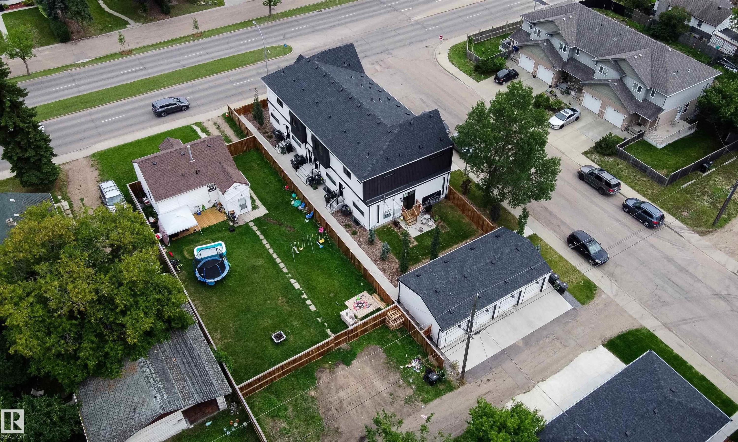 14904 109 Avenue, Edmonton, AB - Outdoor With View