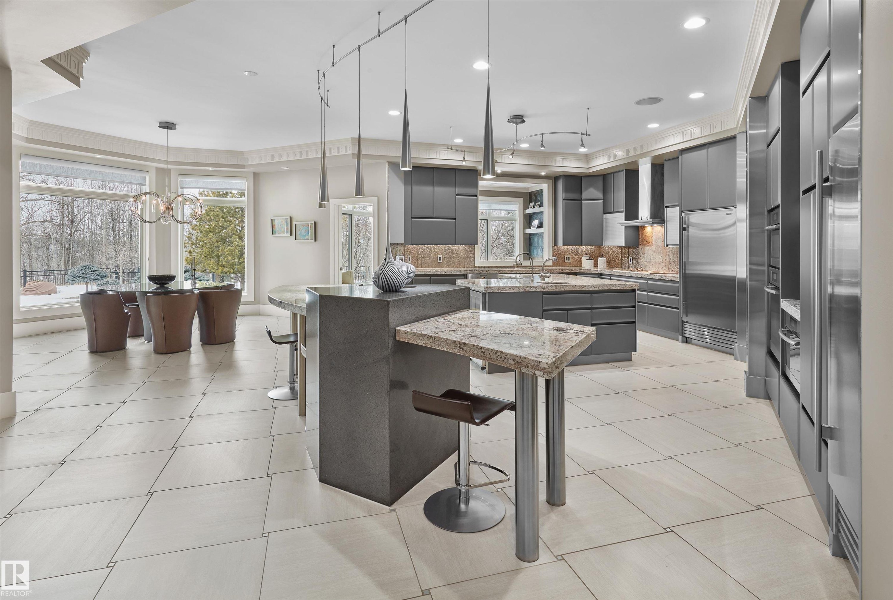 16 Windermere Drive, Edmonton, AB - Indoor