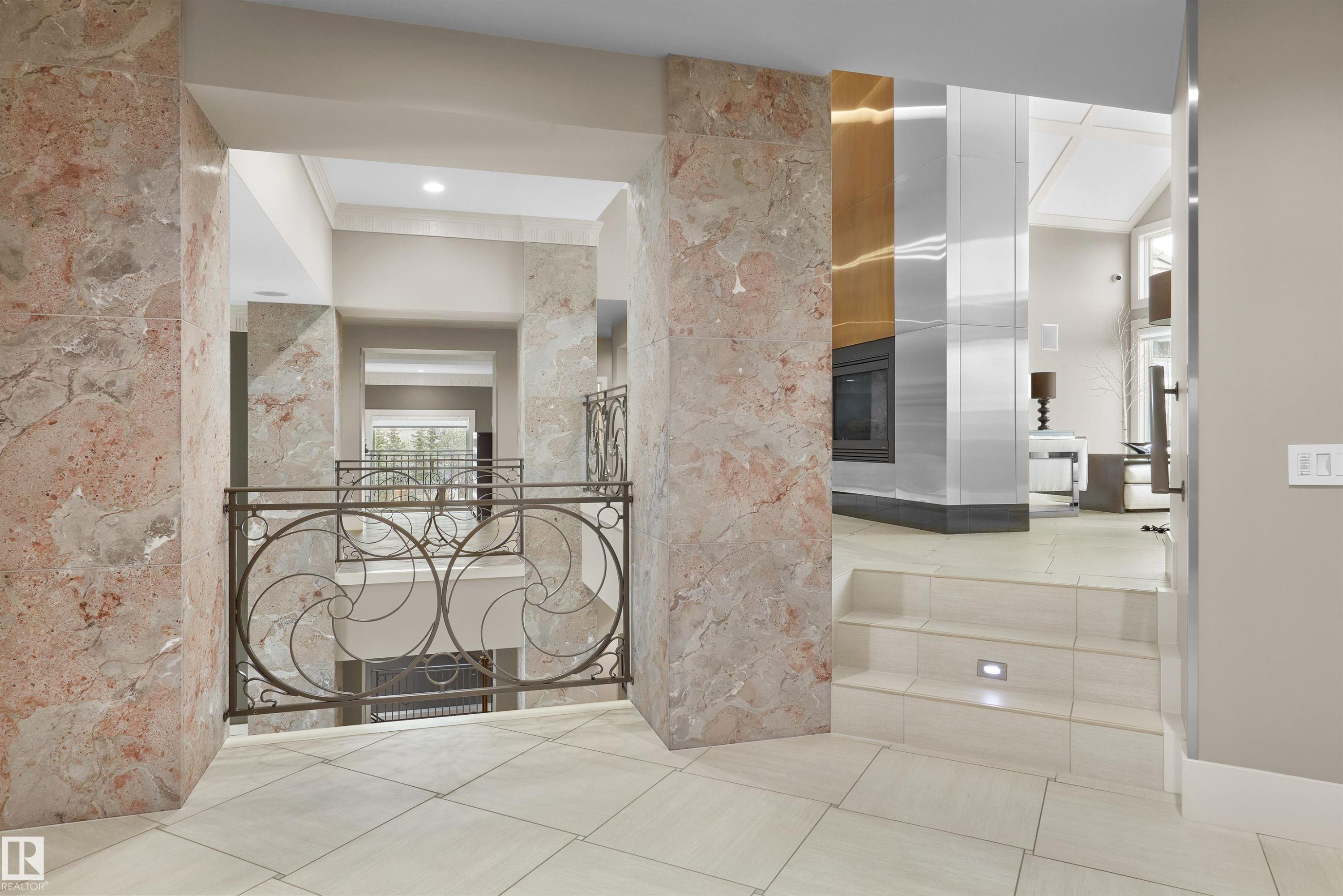 16 Windermere Drive, Edmonton, AB - Indoor Photo Showing Other Room