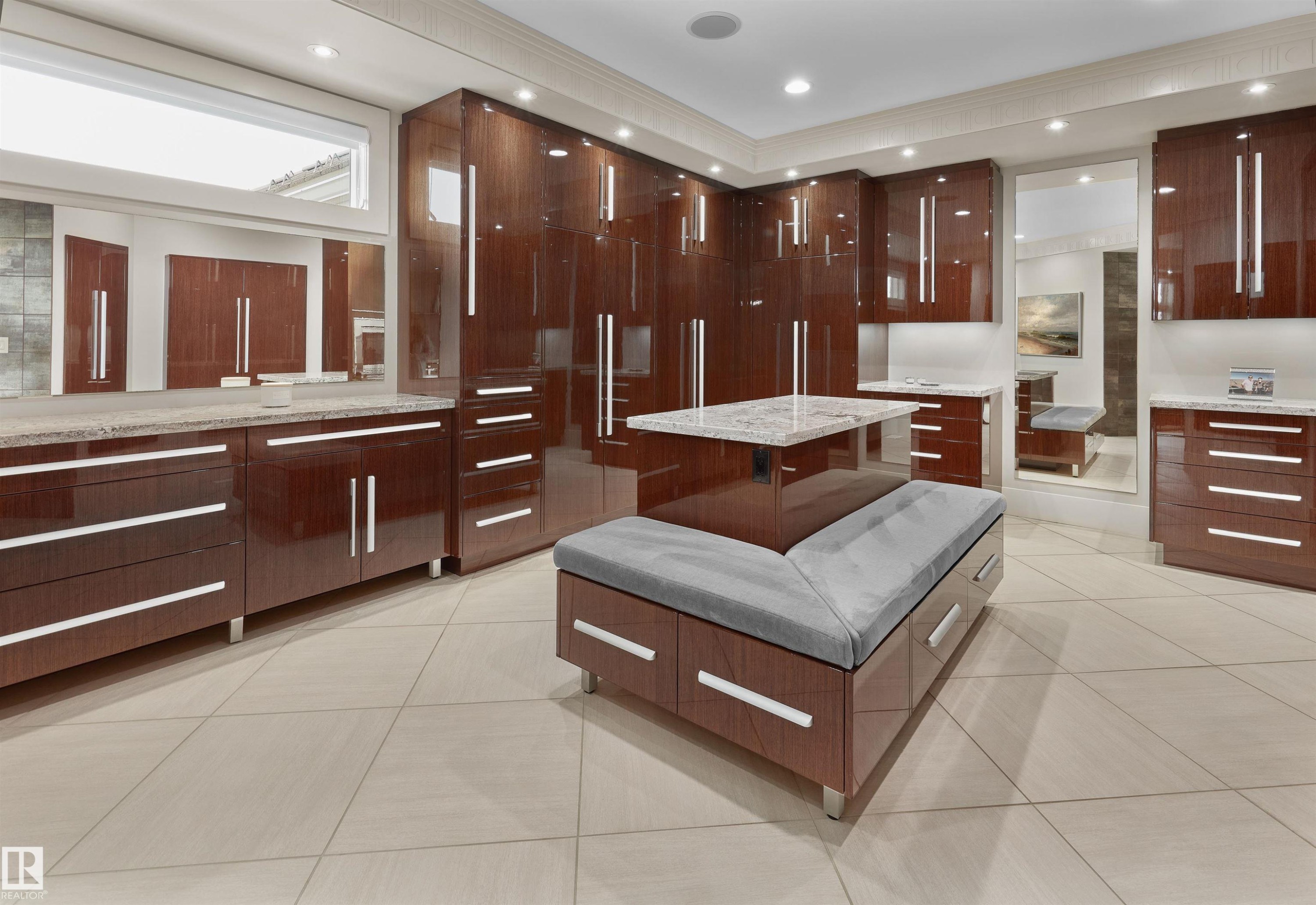 16 Windermere Drive, Edmonton, AB - Indoor