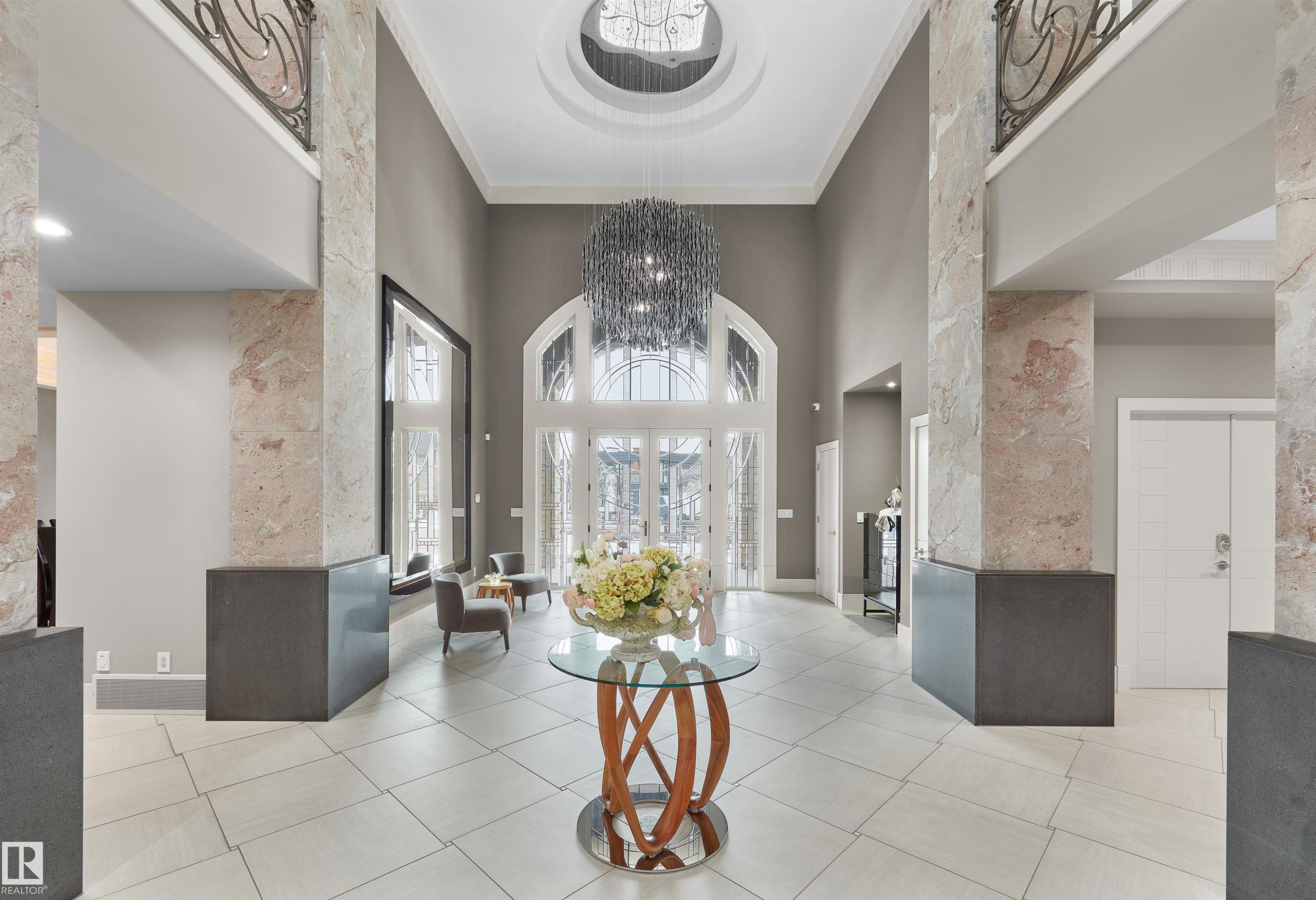 16 Windermere Drive, Edmonton, AB - Indoor Photo Showing Other Room