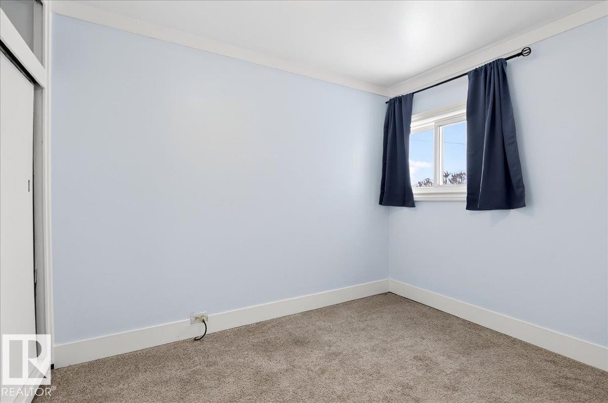 4827 54 Street, Redwater, AB - Indoor Photo Showing Other Room