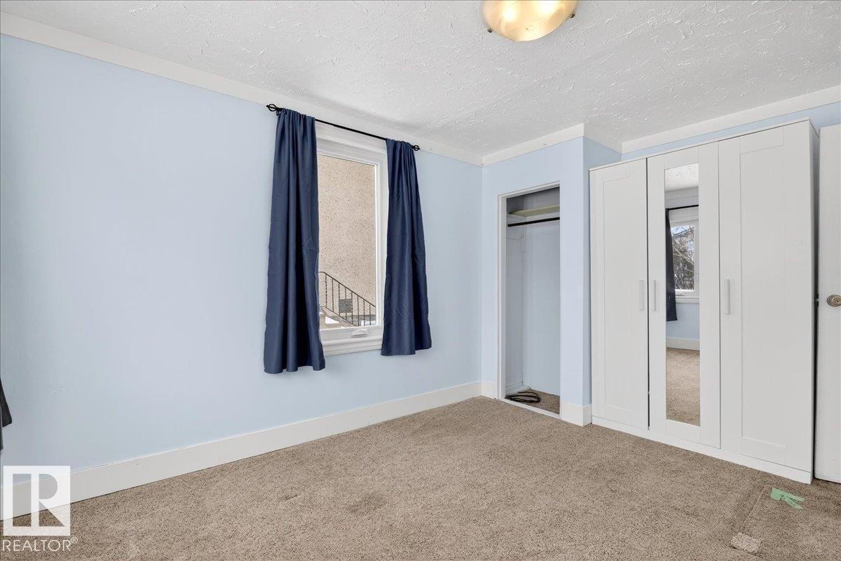 4827 54 Street, Redwater, AB - Indoor