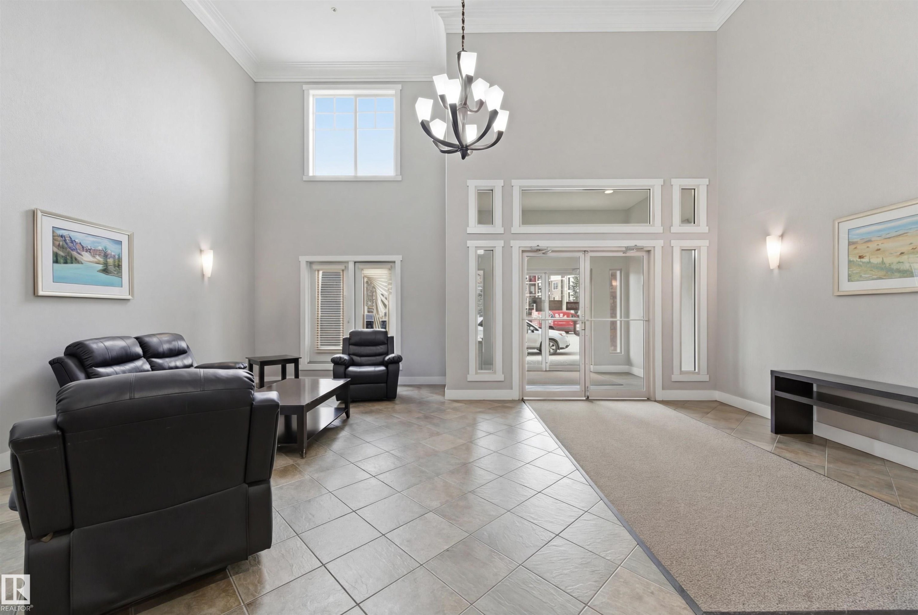 352 2096 Blackmud Creek Drive, Edmonton, AB - Indoor