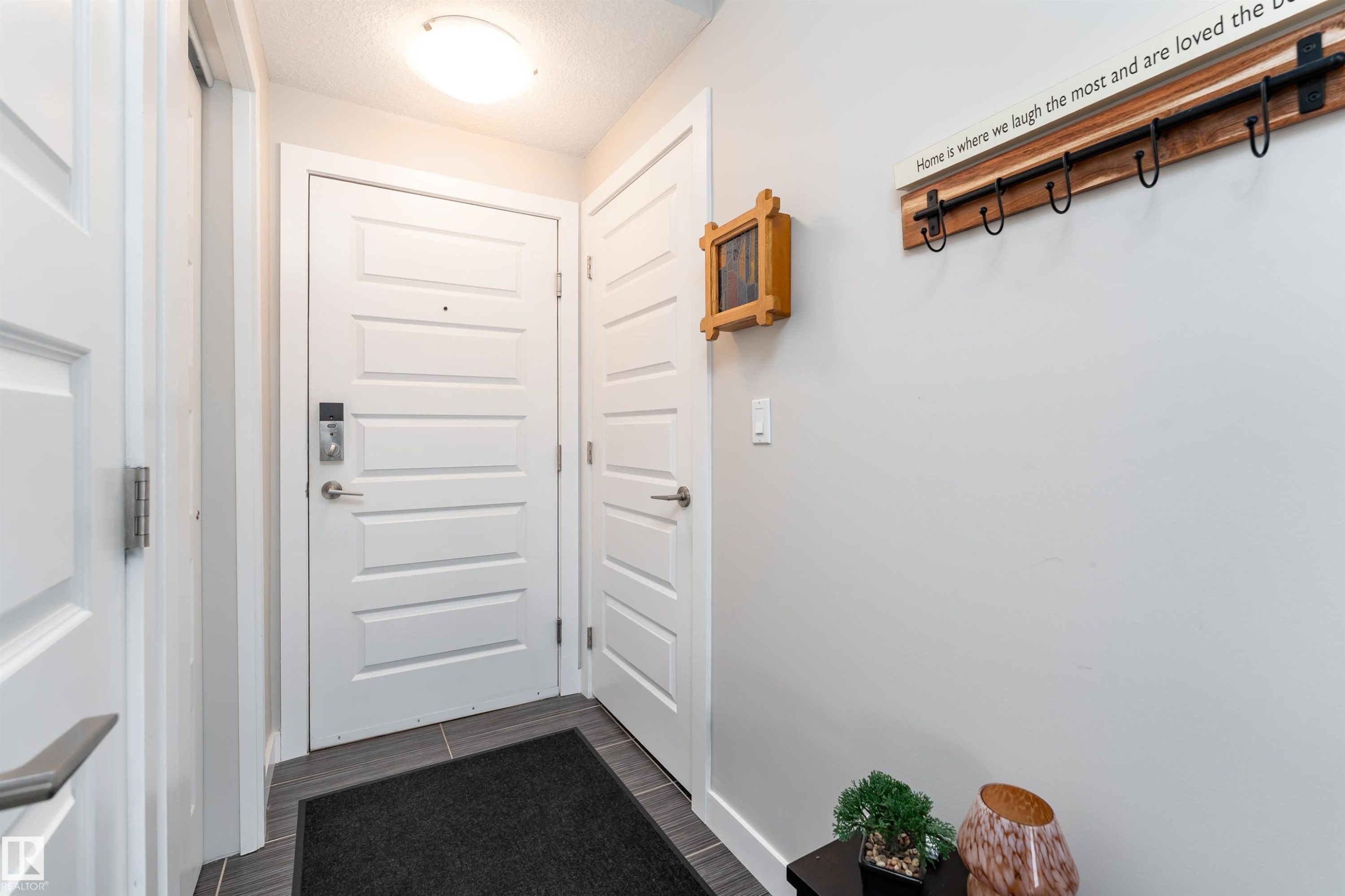 224 5151 Windermere Boulevard, Edmonton, AB - Indoor Photo Showing Other Room