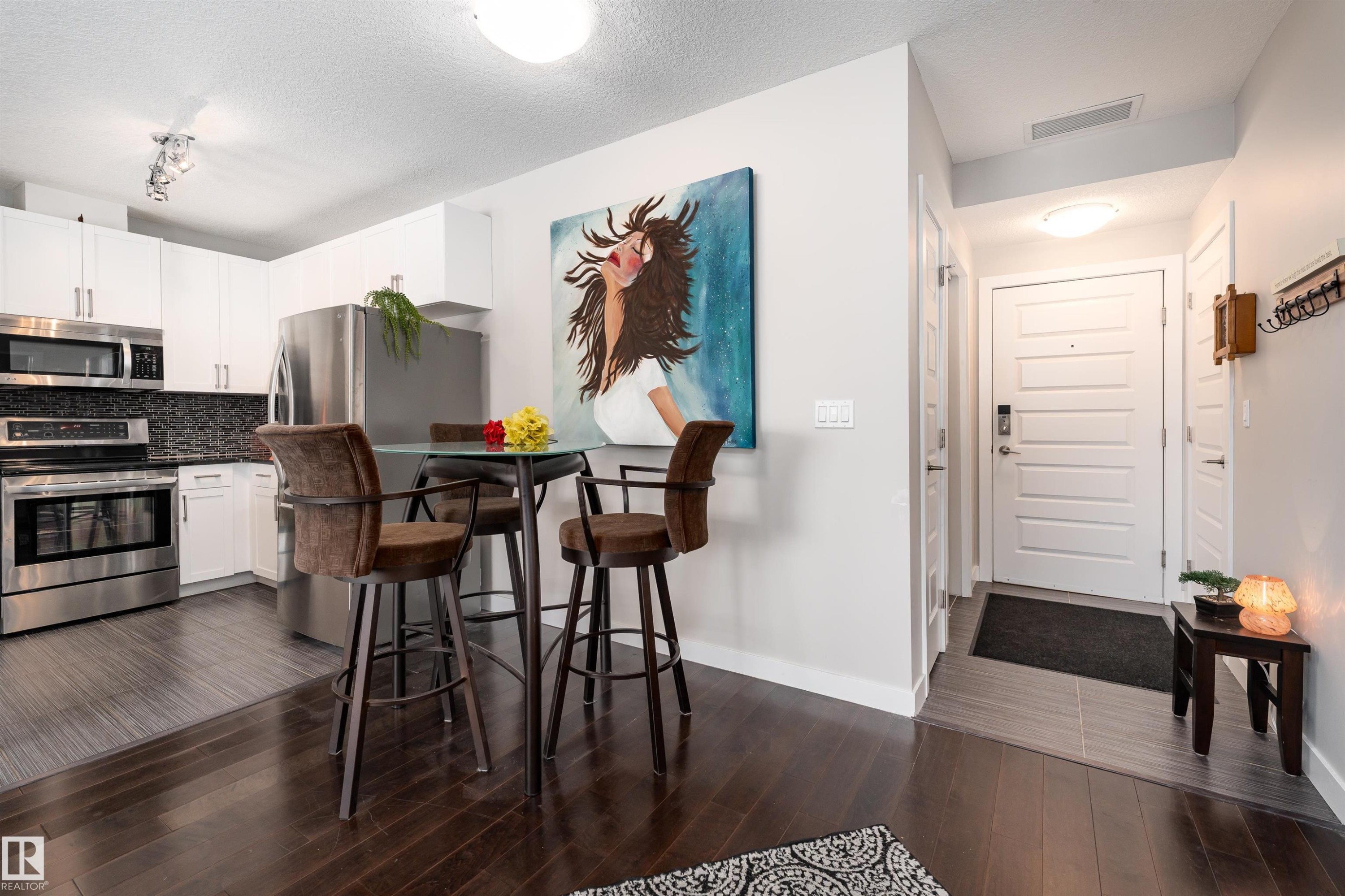 224 5151 Windermere Boulevard, Edmonton, AB - Indoor Photo Showing Kitchen With Stainless Steel Kitchen