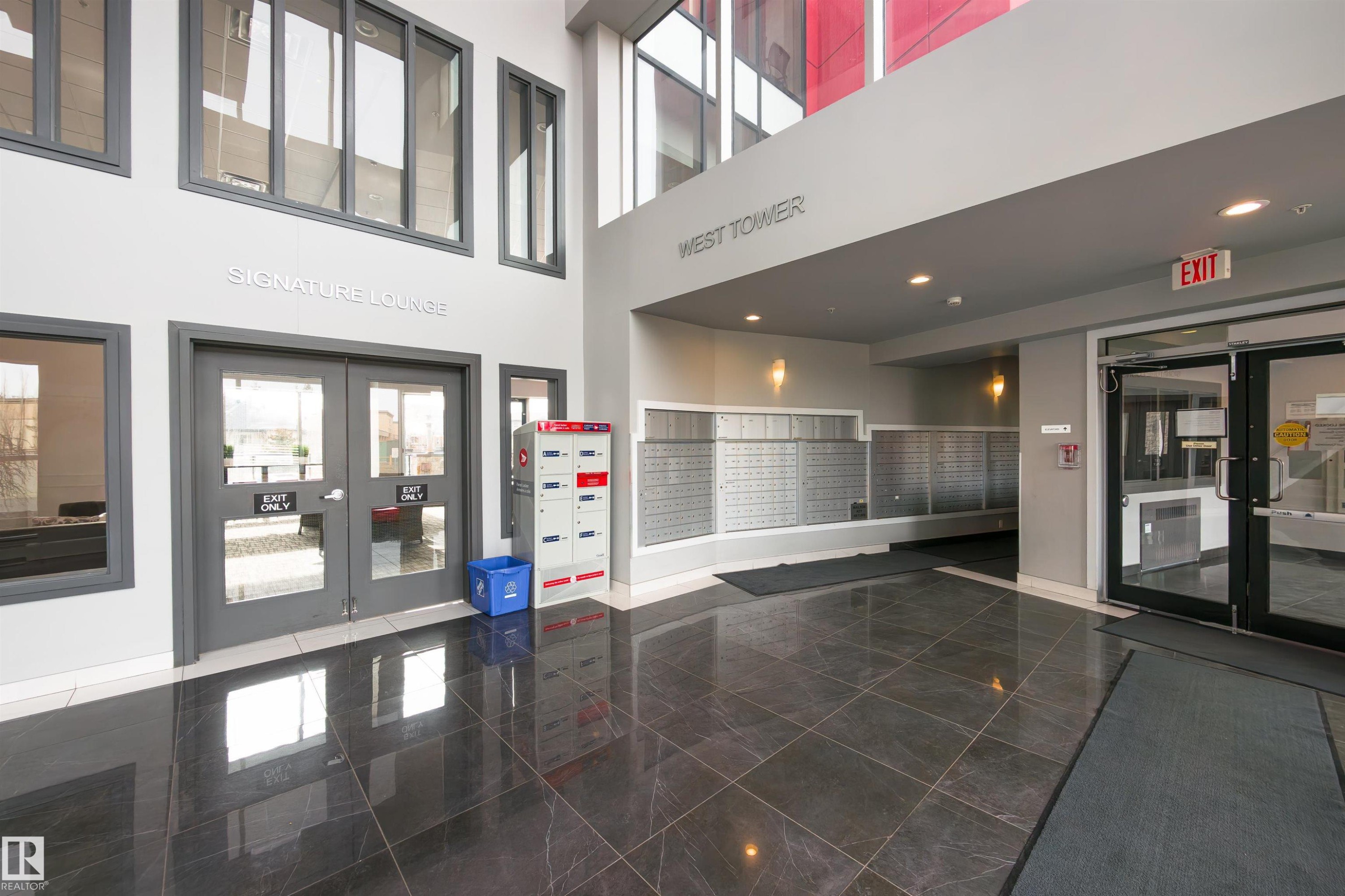 224 5151 Windermere Boulevard, Edmonton, AB - Indoor Photo Showing Other Room