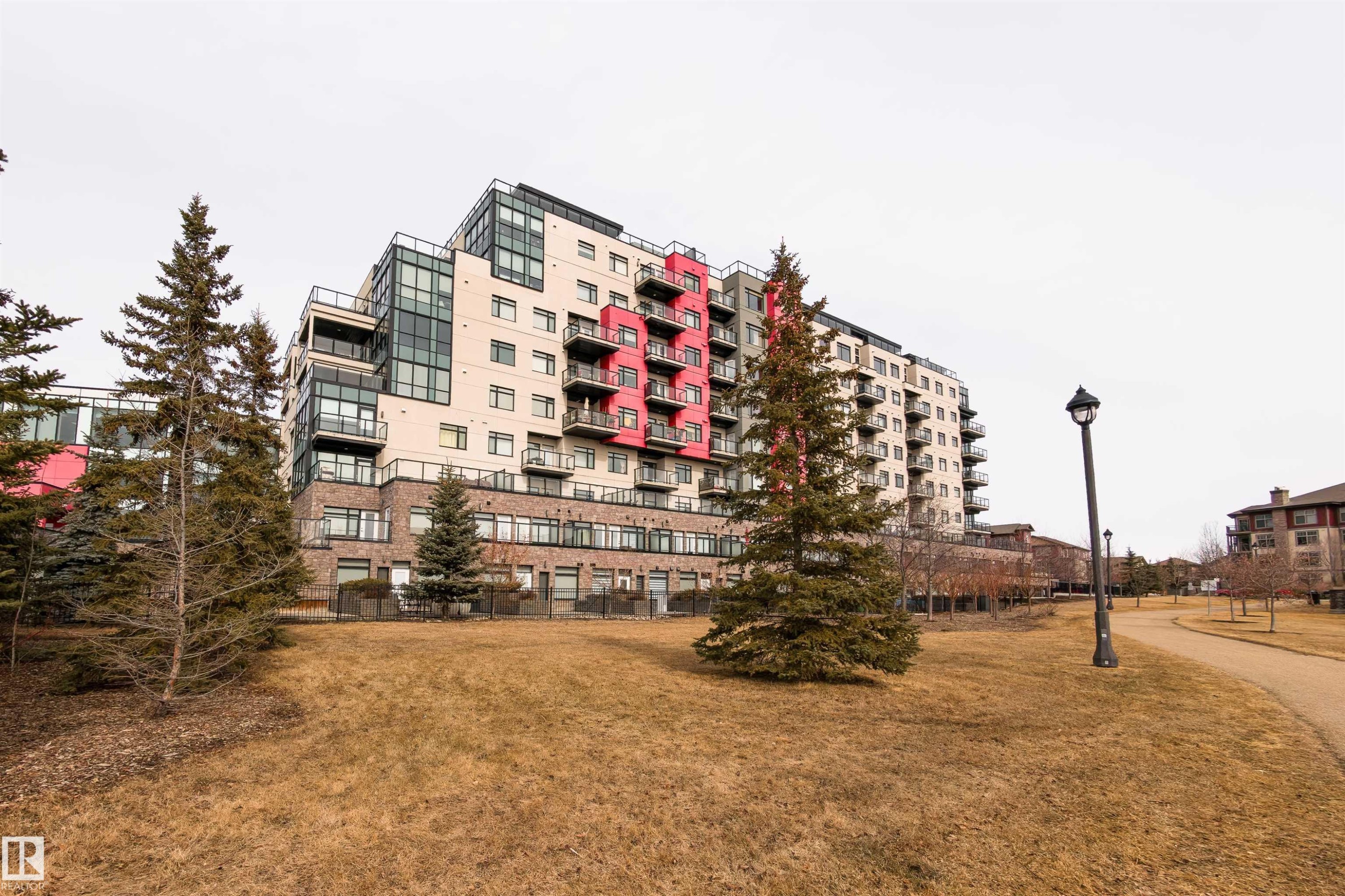 224 5151 Windermere Boulevard, Edmonton, AB - Outdoor
