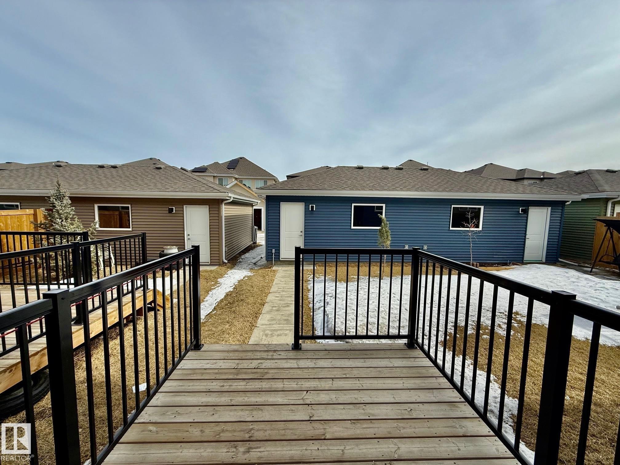 2093 Maple Road, Edmonton, AB - Outdoor With Exterior