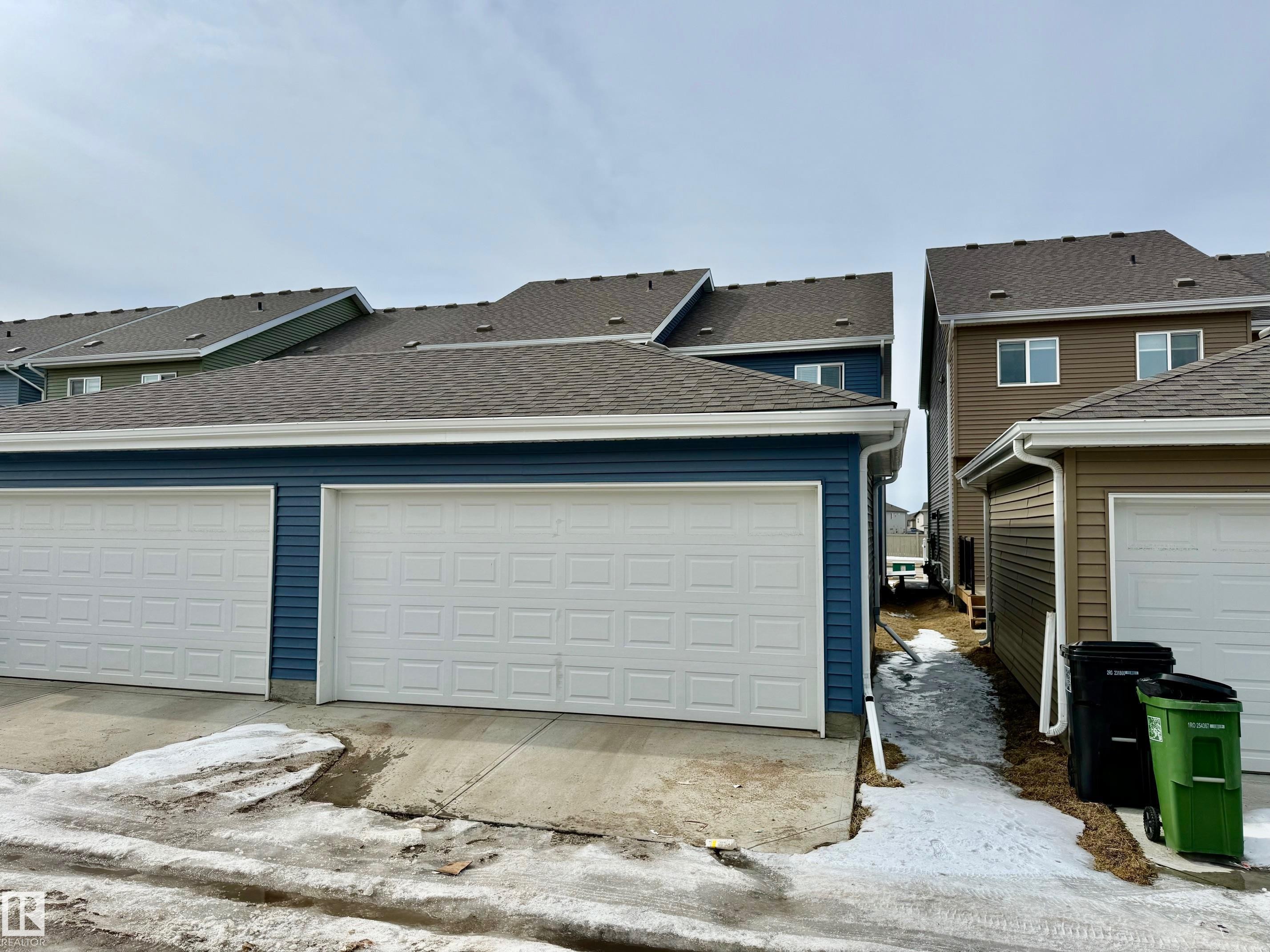 2093 Maple Road, Edmonton, AB - Outdoor With Exterior