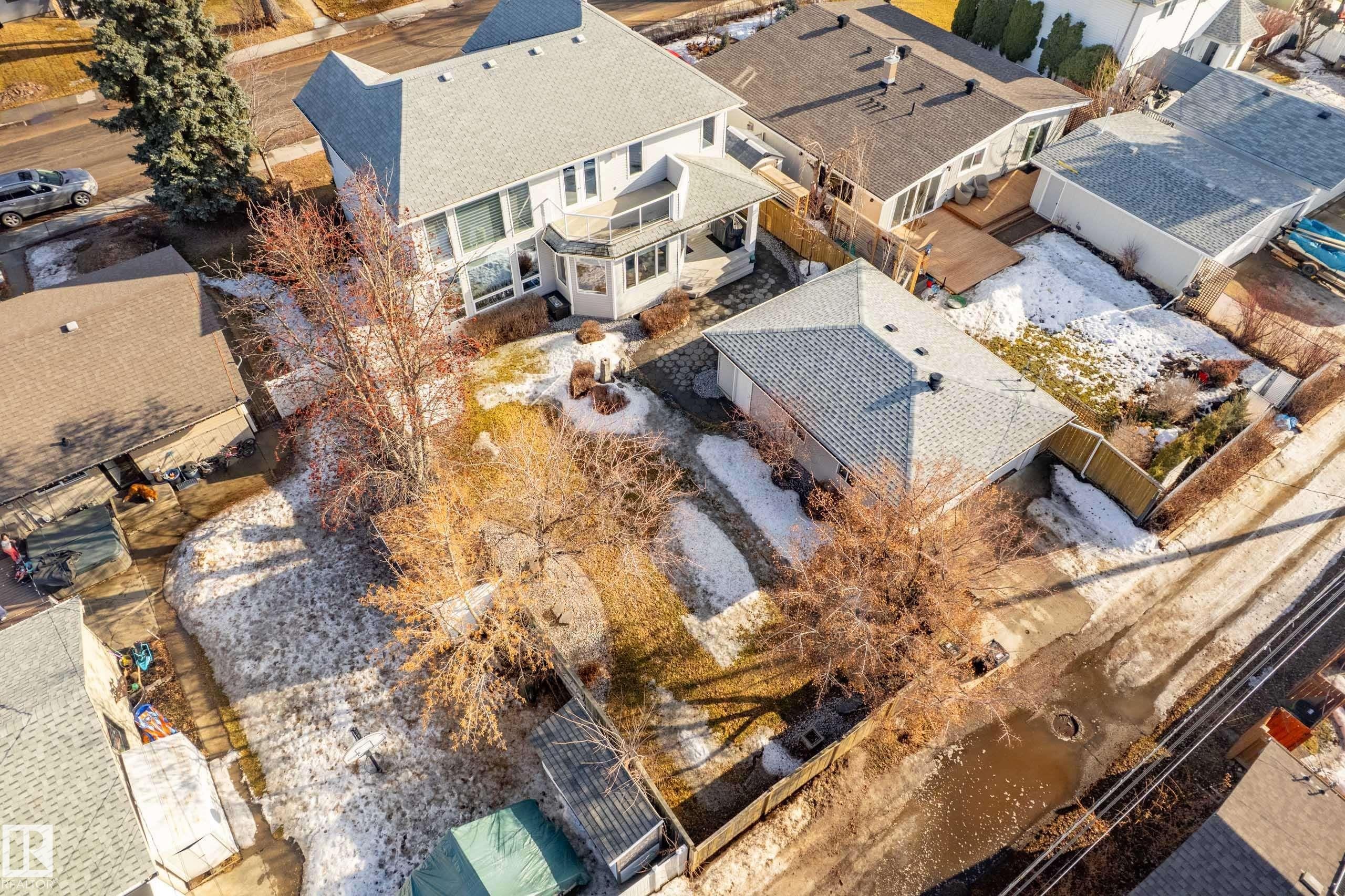 10720 65 Street, Edmonton, AB - Outdoor