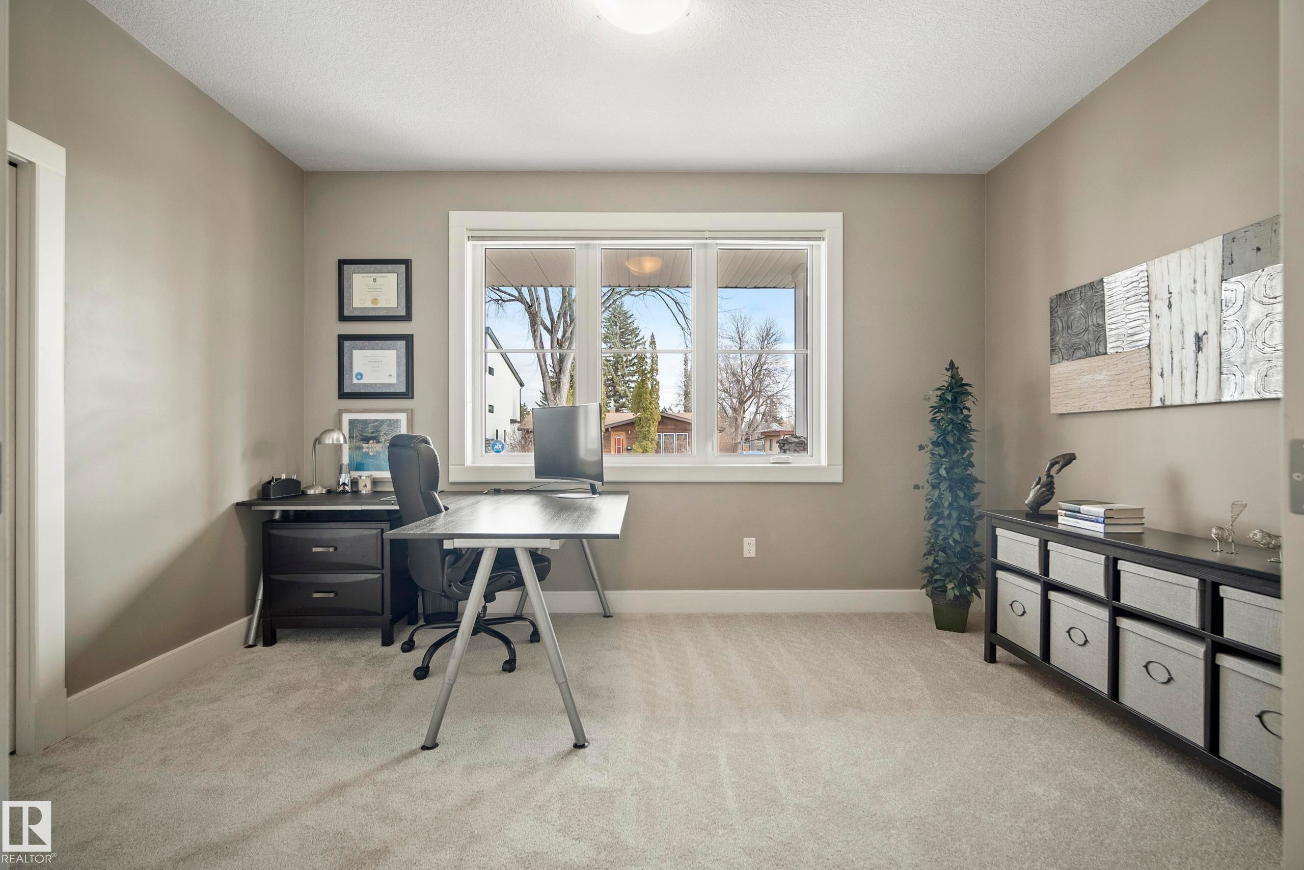 10720 65 Street, Edmonton, AB - Indoor Photo Showing Office