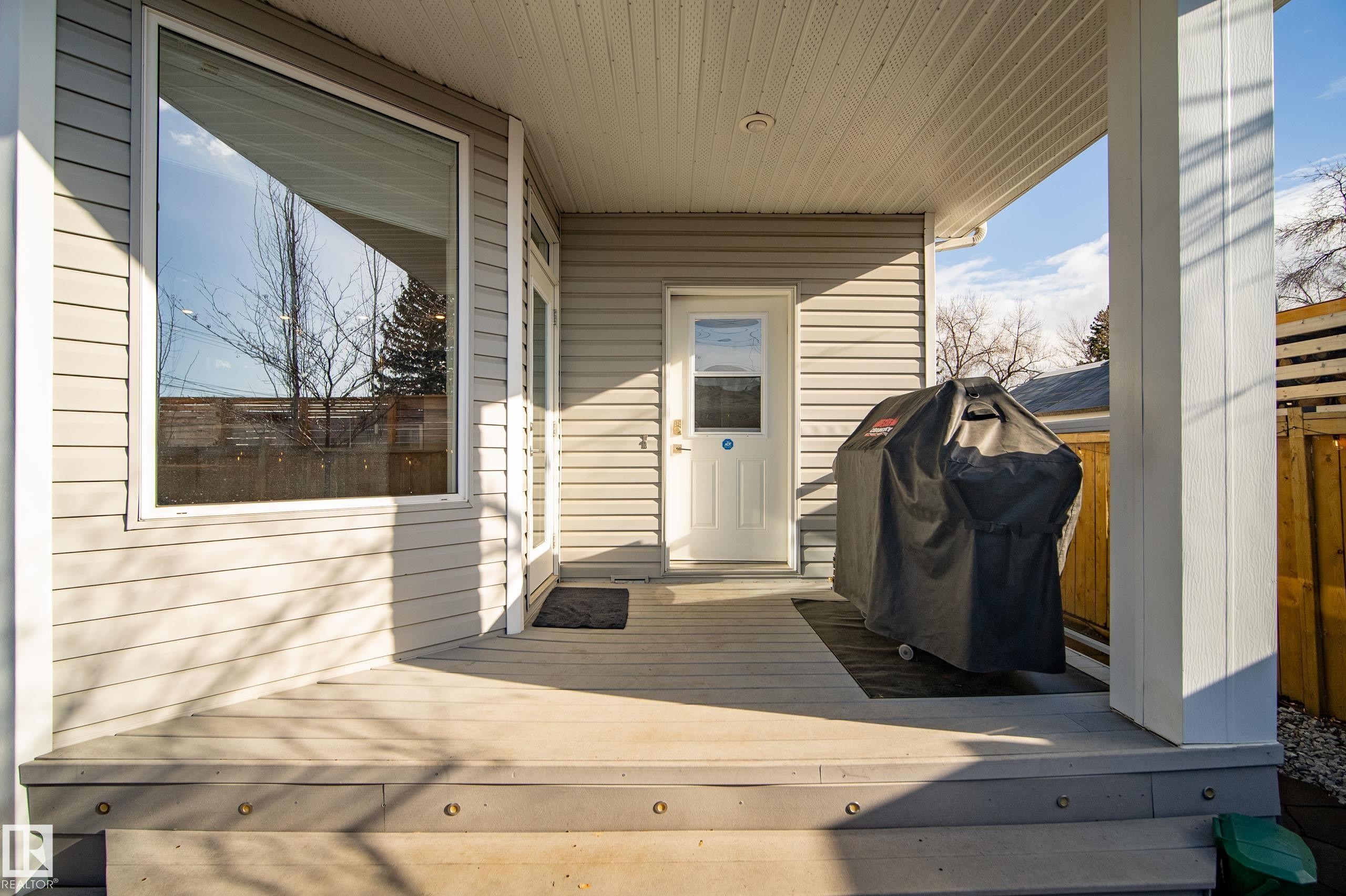10720 65 Street, Edmonton, AB - Outdoor With Exterior