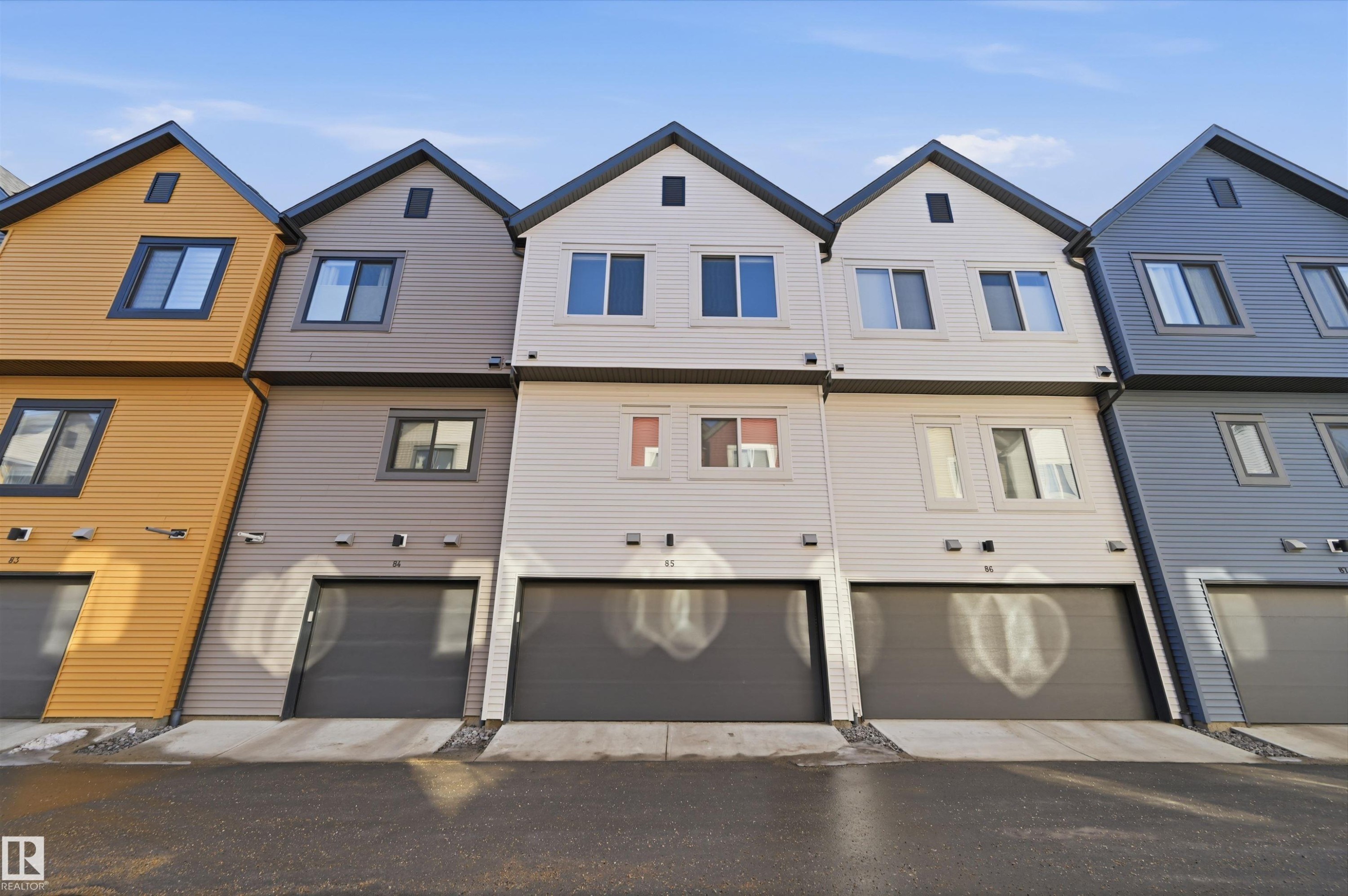 85 1010 Rabbit Hill Road, Edmonton, AB - Outdoor With Facade